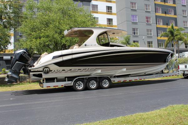 42' Mystic Powerboats, Listing Number 100912738, Image No. 9
