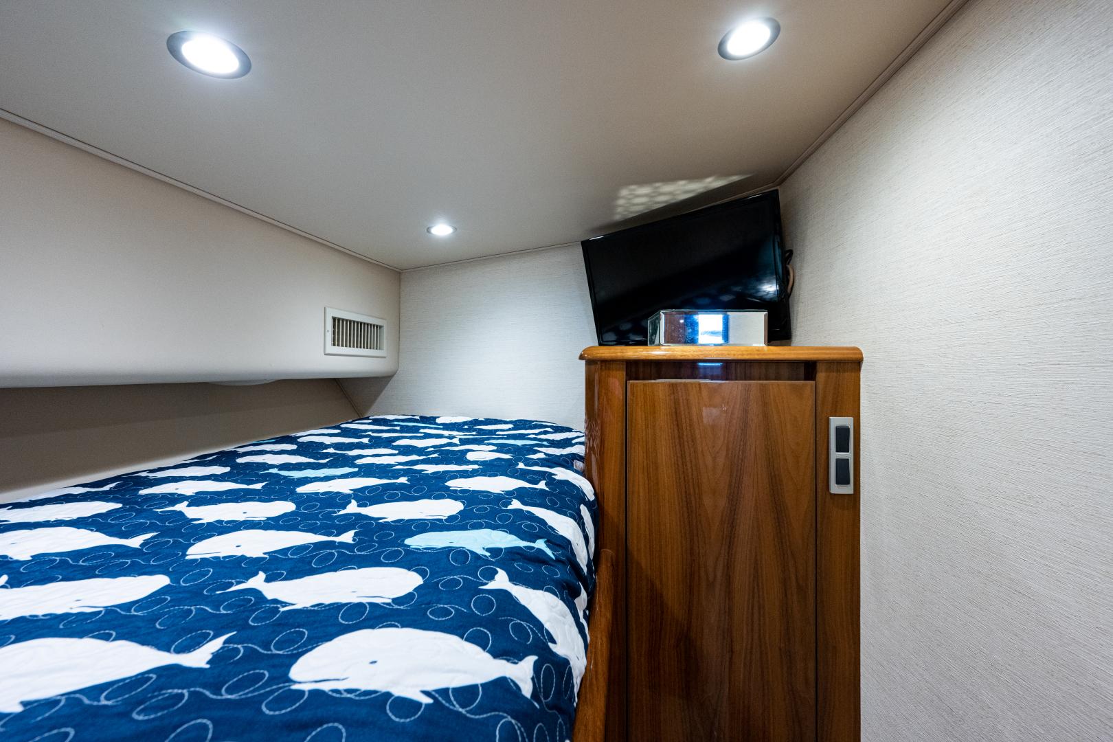 Viking 48 - Take The Cannolis - Guest Stateroom