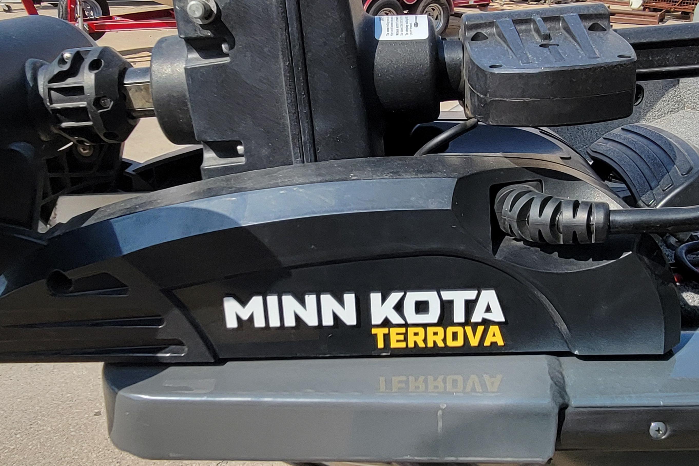 Minn Kota Terrova motor on 2016 Tracker Marine Pro Guide V-16 SC boat.