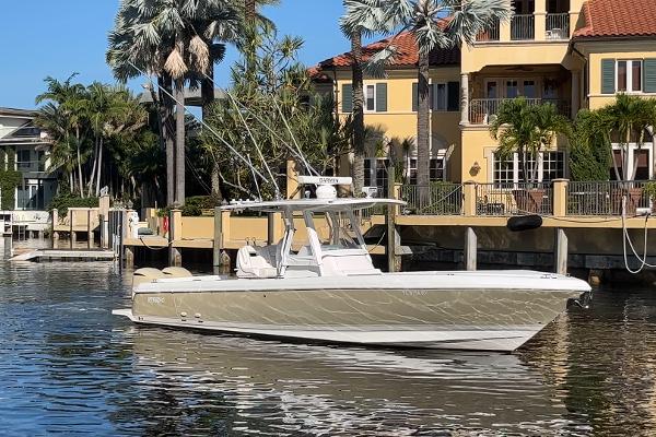 Photo of 2019 Intrepid 33'