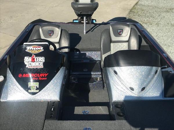 2018 Triton boat for sale, model of the boat is 20 TRX Patriot & Image # 4 of 12