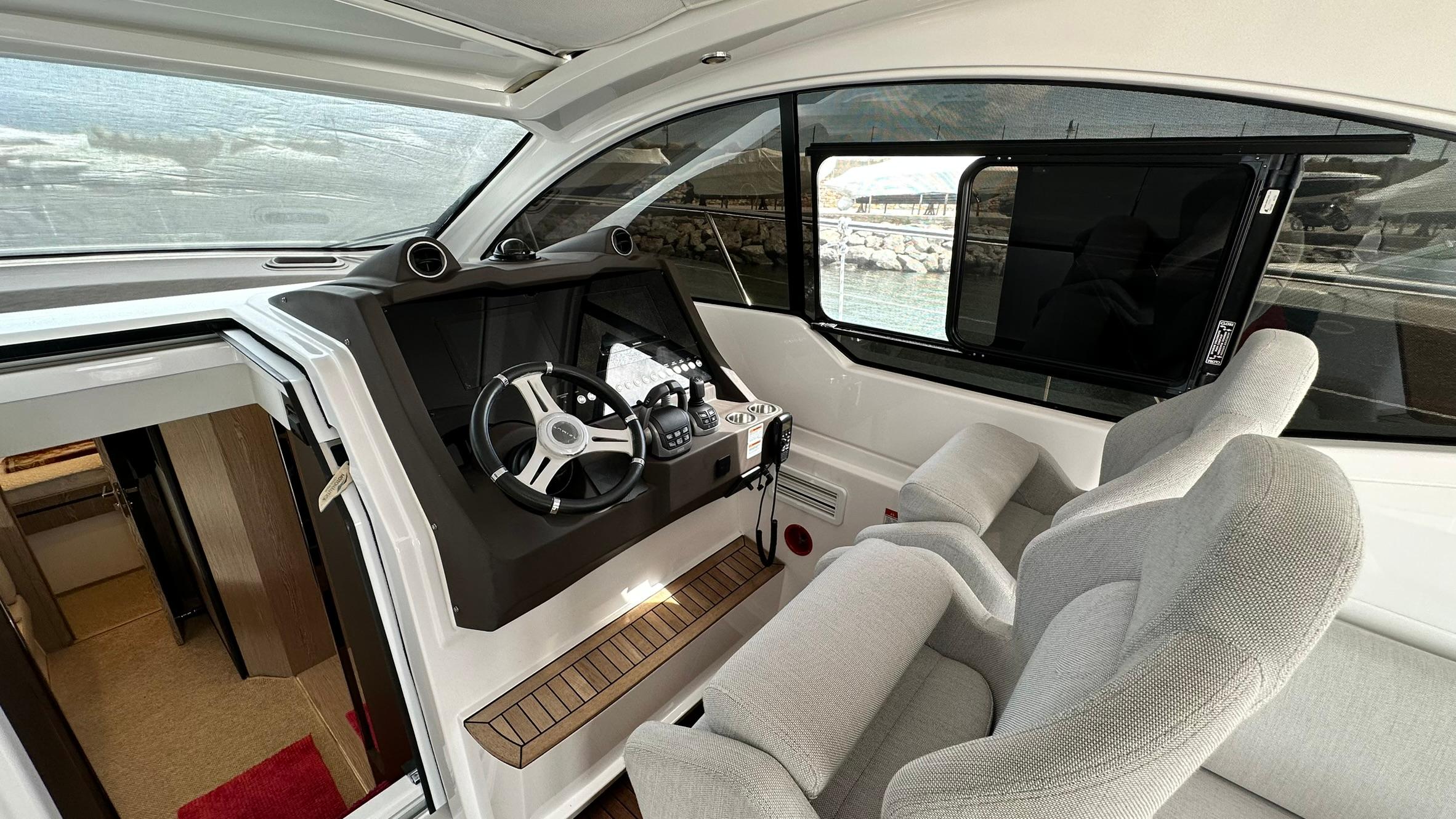 2021 Azimut 47 