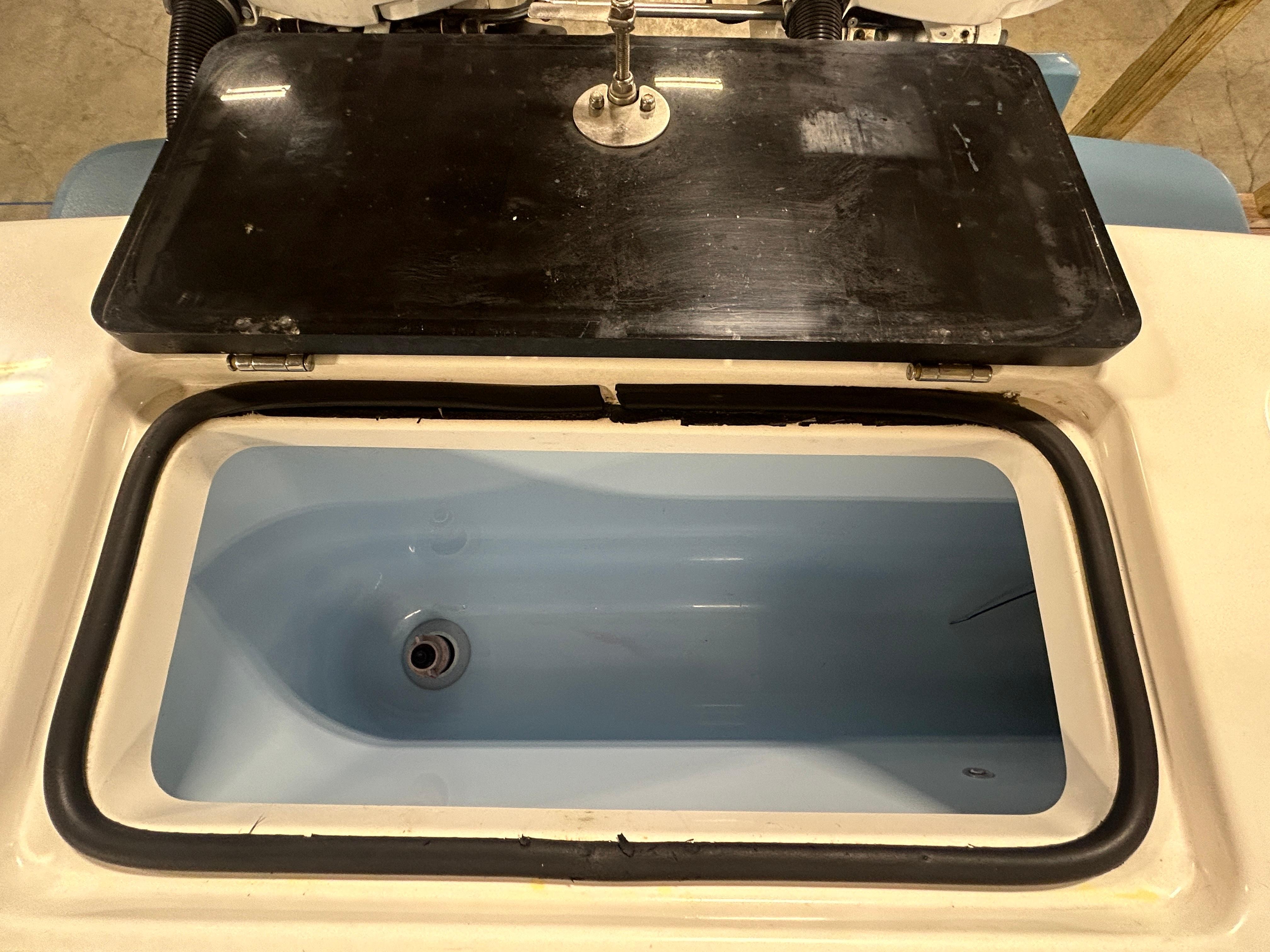 2019-albemarle-27-dual-console-power-9659901-20250120141359103-1_XLARGE