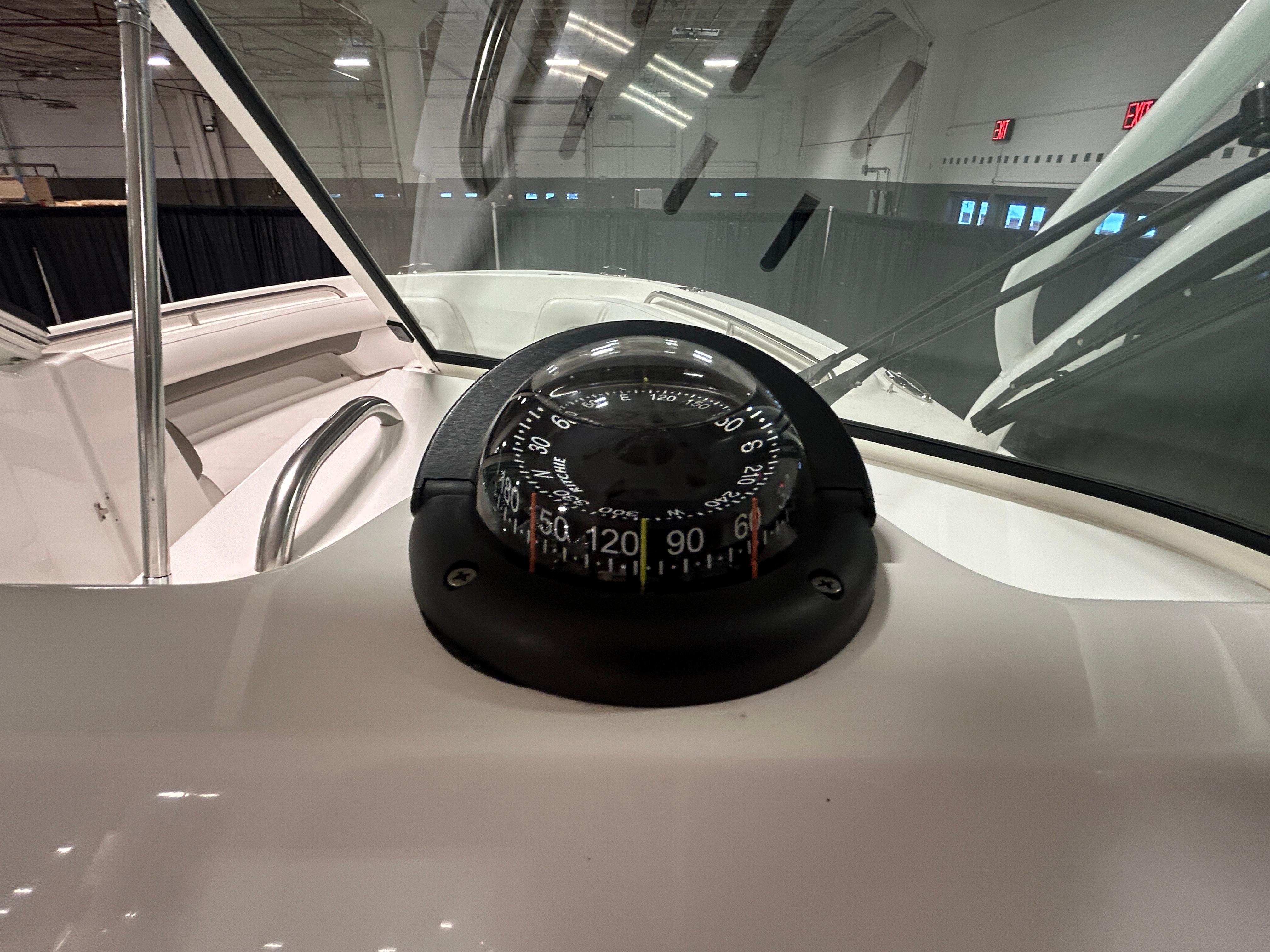 2019-albemarle-27-dual-console-power-9659901-20250120141438870-1_XLARGE