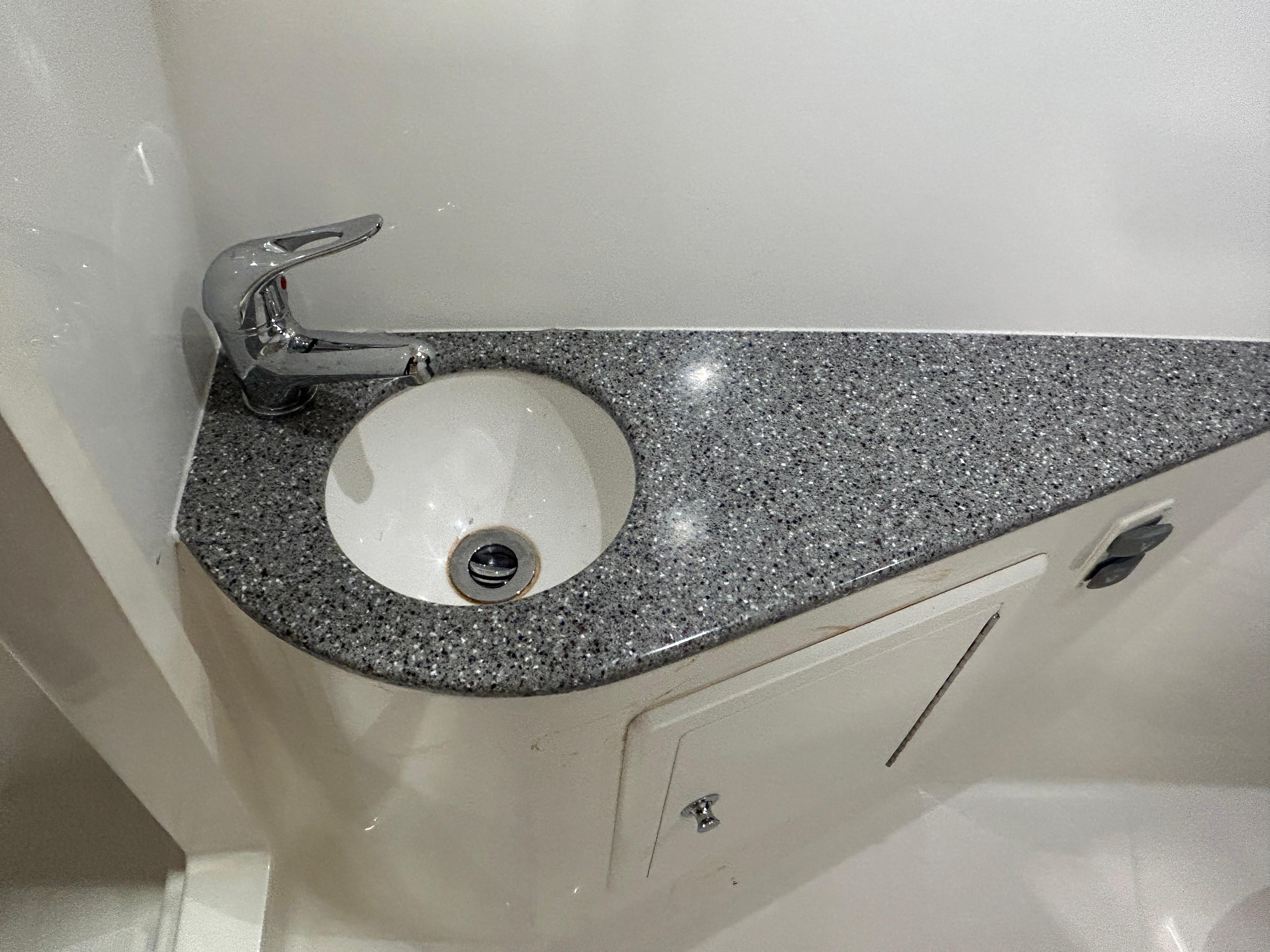 2019-albemarle-27-dual-console-power-9659901-20250120141505503-1_XLARGE