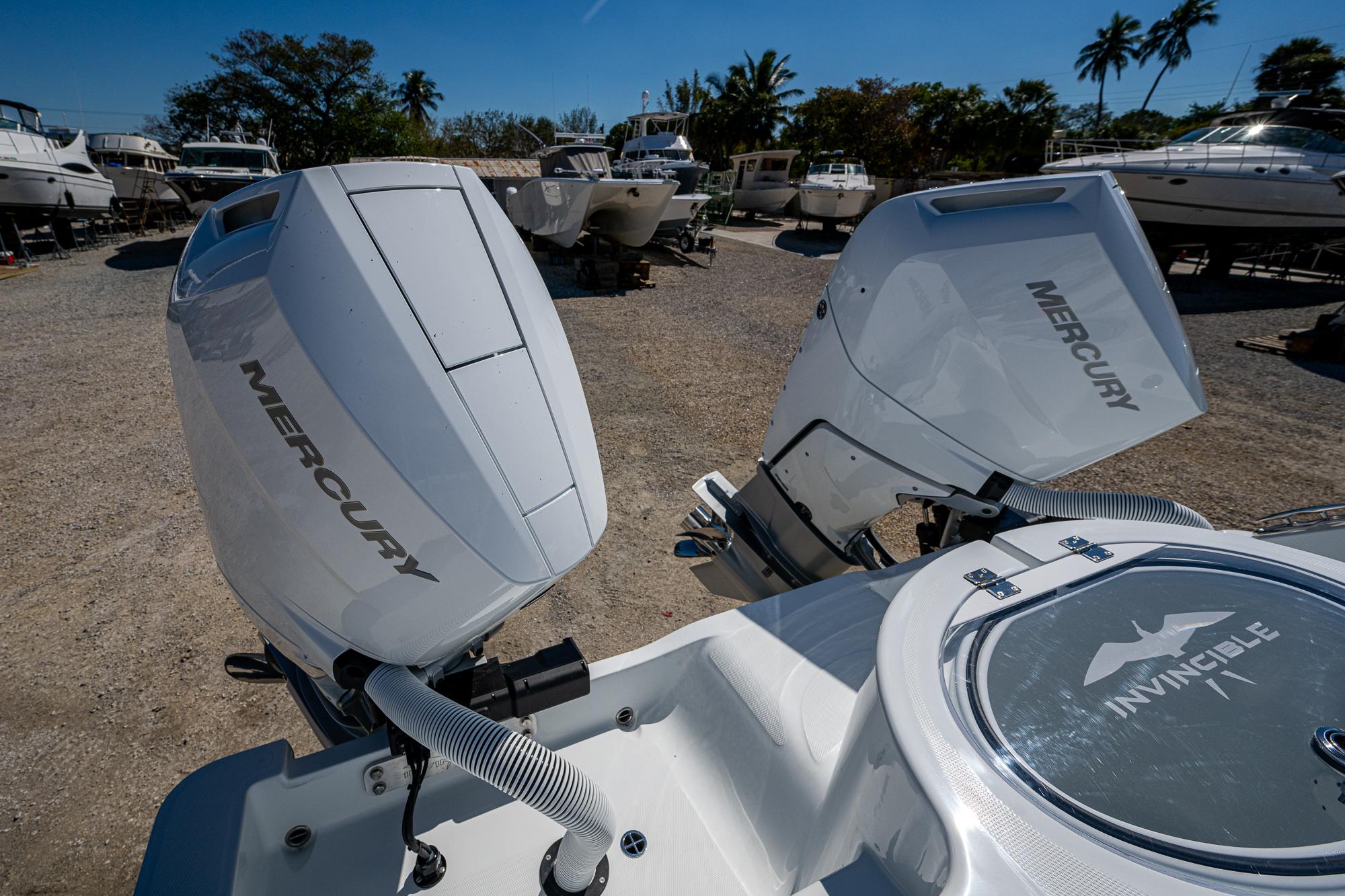 2025-invincible-33-catamaran-power-9669910-20250327094547115-1_XLARGE