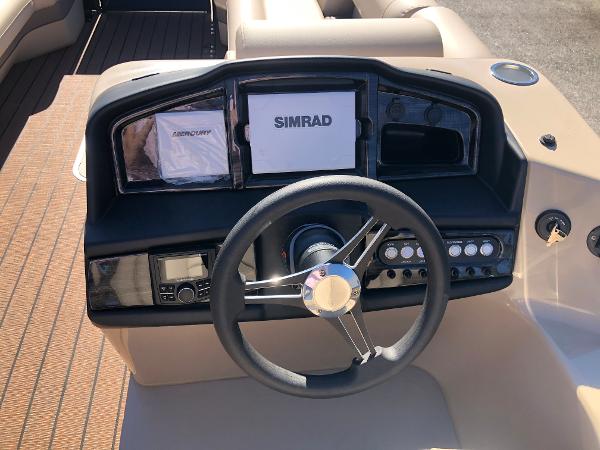 2021 Bentley boat for sale, model of the boat is Elite 253 Swing Back (Full Tube) & Image # 22 of 30