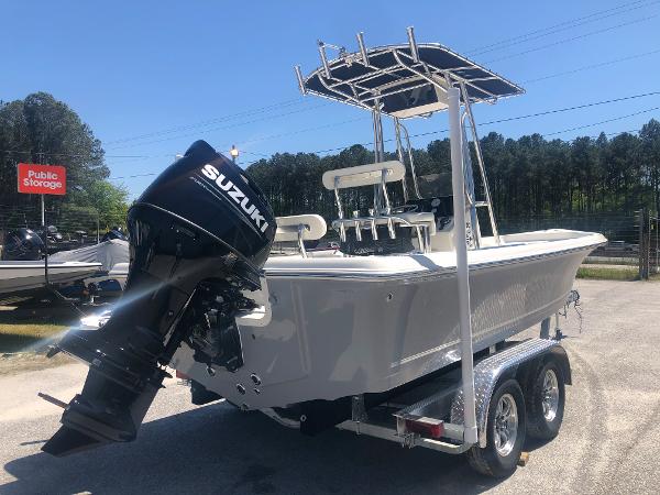 2021 Bulls Bay boat for sale, model of the boat is 2200 & Image # 3 of 32