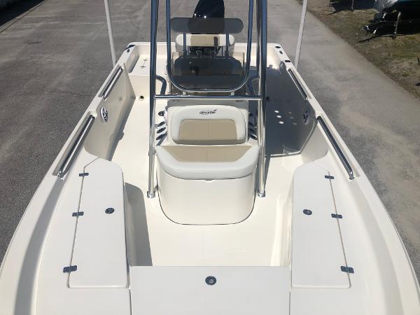 2021 Bulls Bay boat for sale, model of the boat is 2200 & Image # 10 of 32