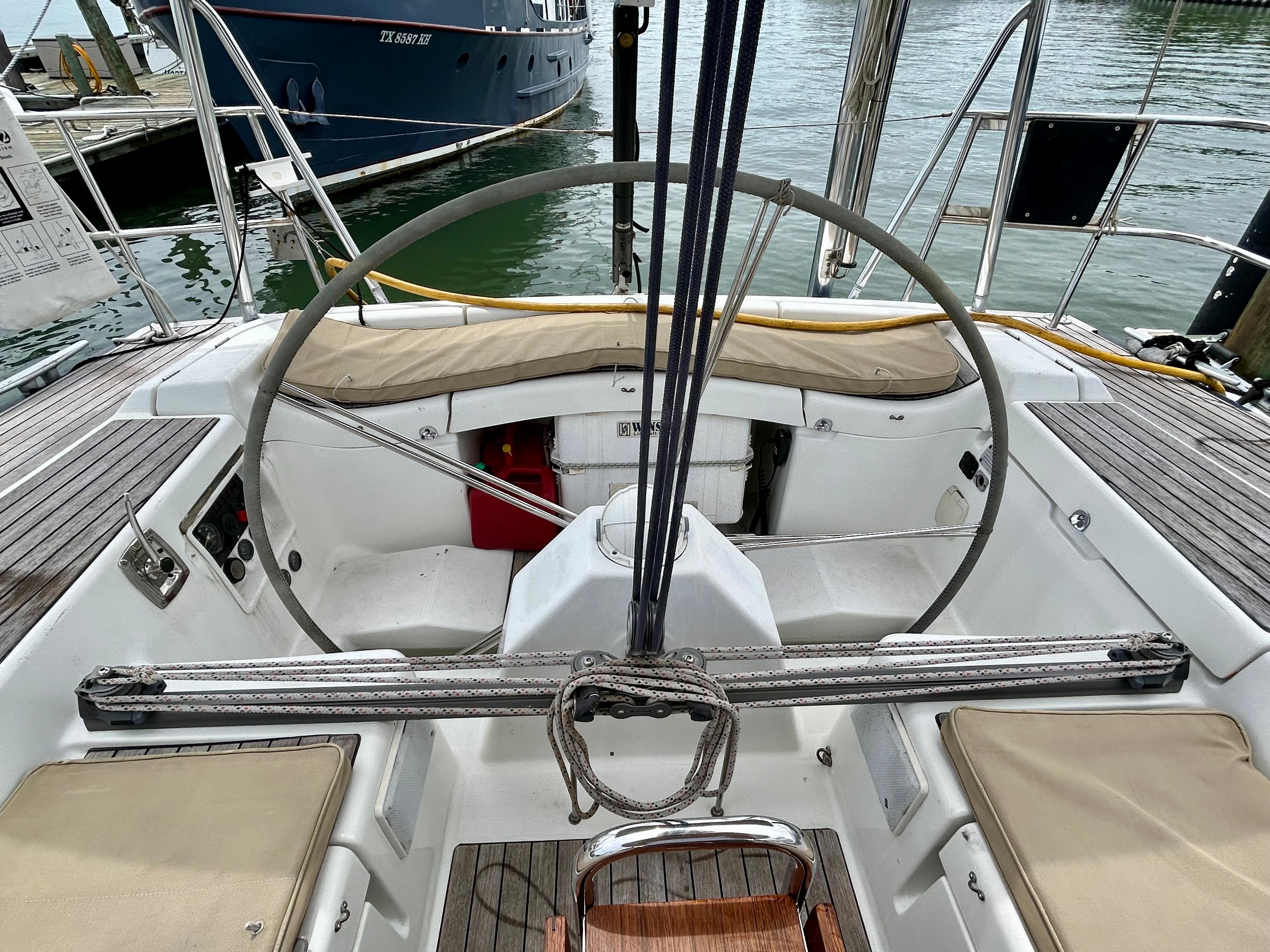 Yacht Photos Pics
