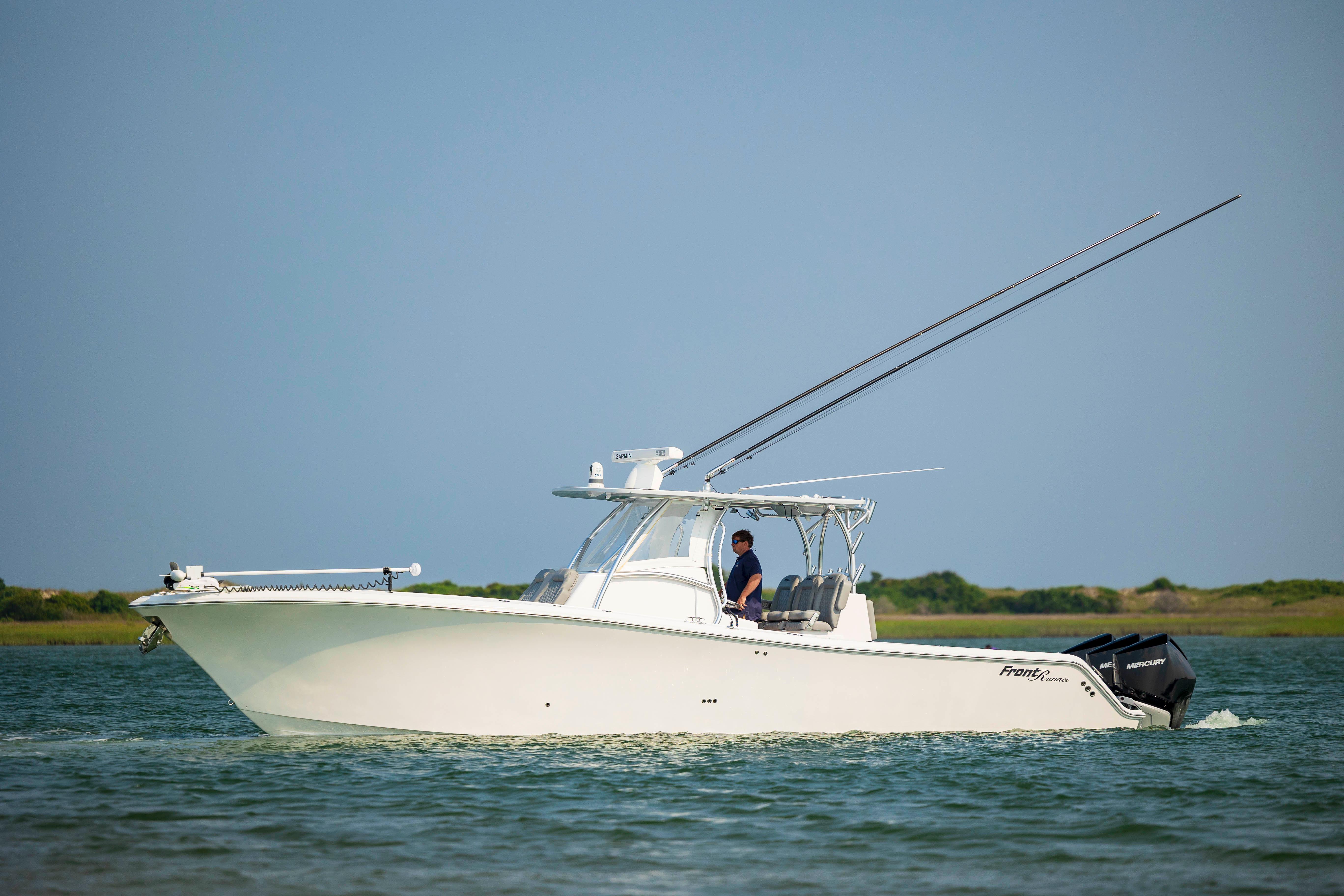 Front Runner 47 Center Console Boat Walkthrough 