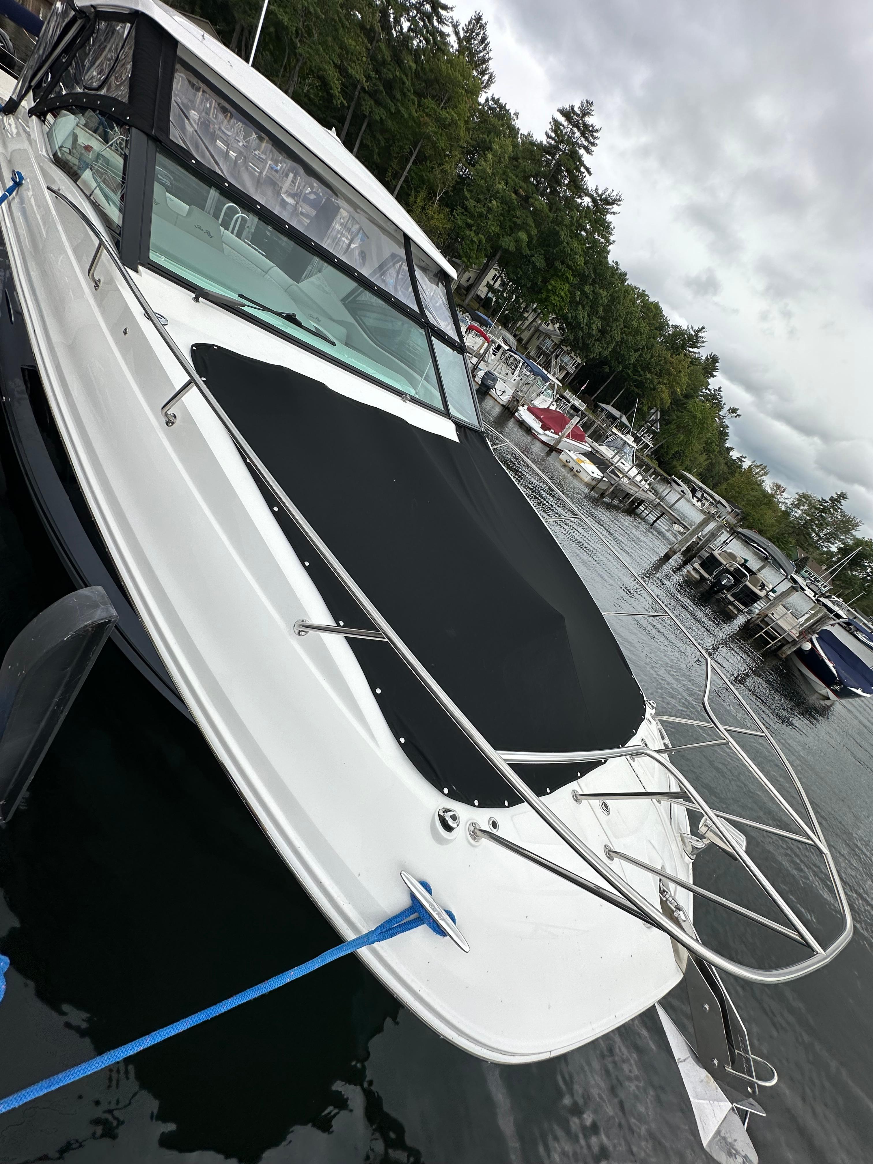 2021 Sea Ray 320 Sundancer