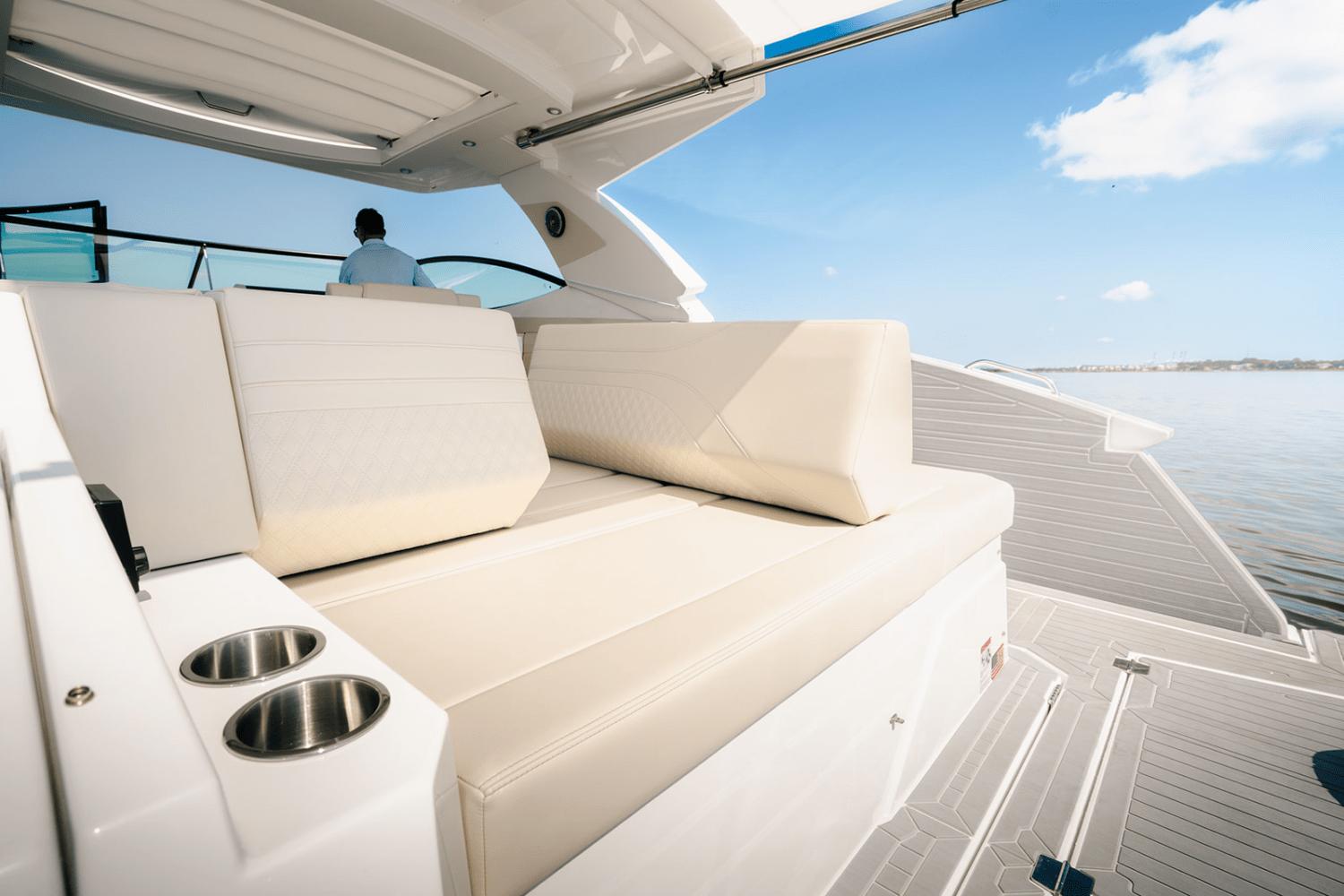 2025-cruisers-yachts-38-gls-outboard-power-9299920-969111608-0-300920240700-5