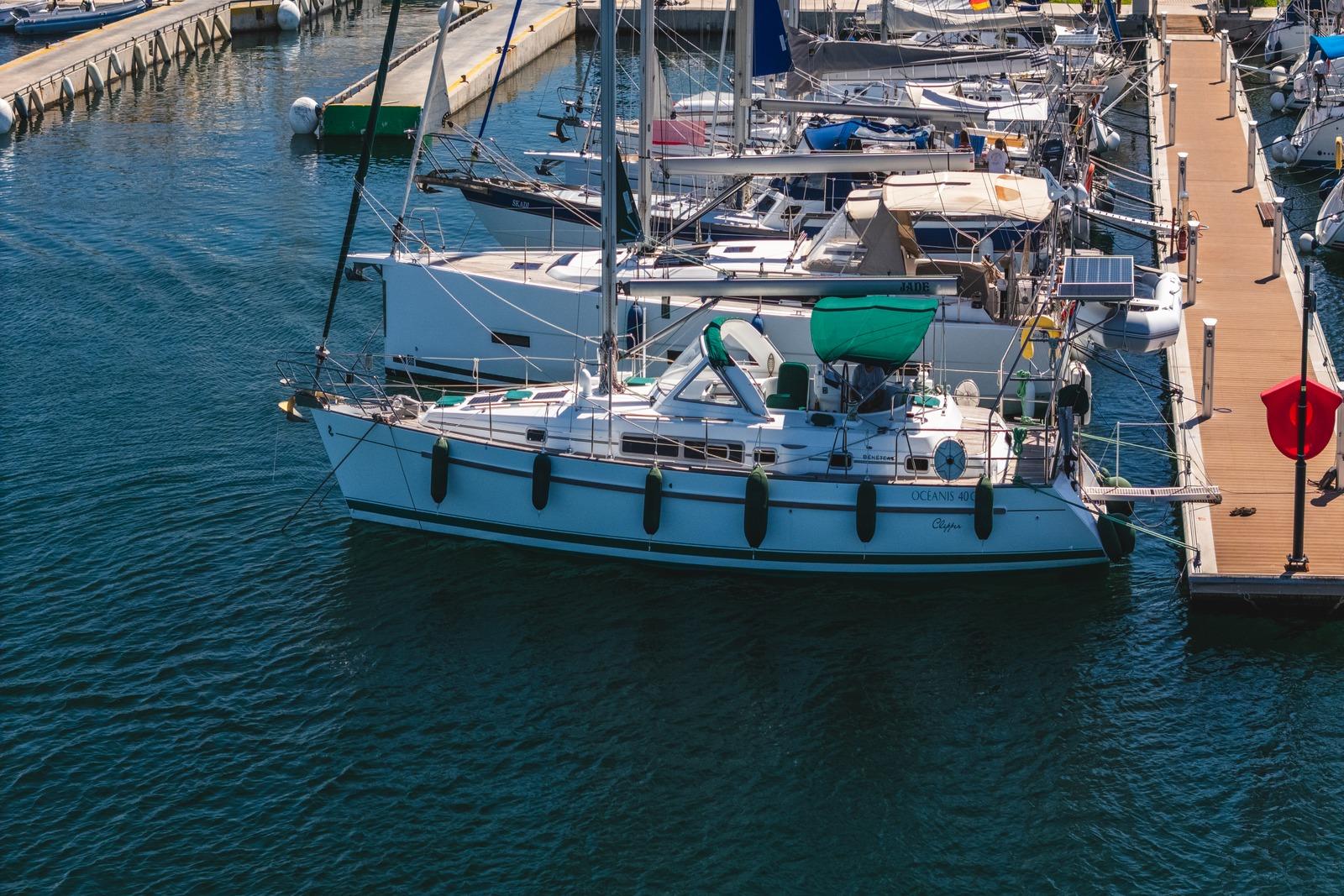 yacht-image
