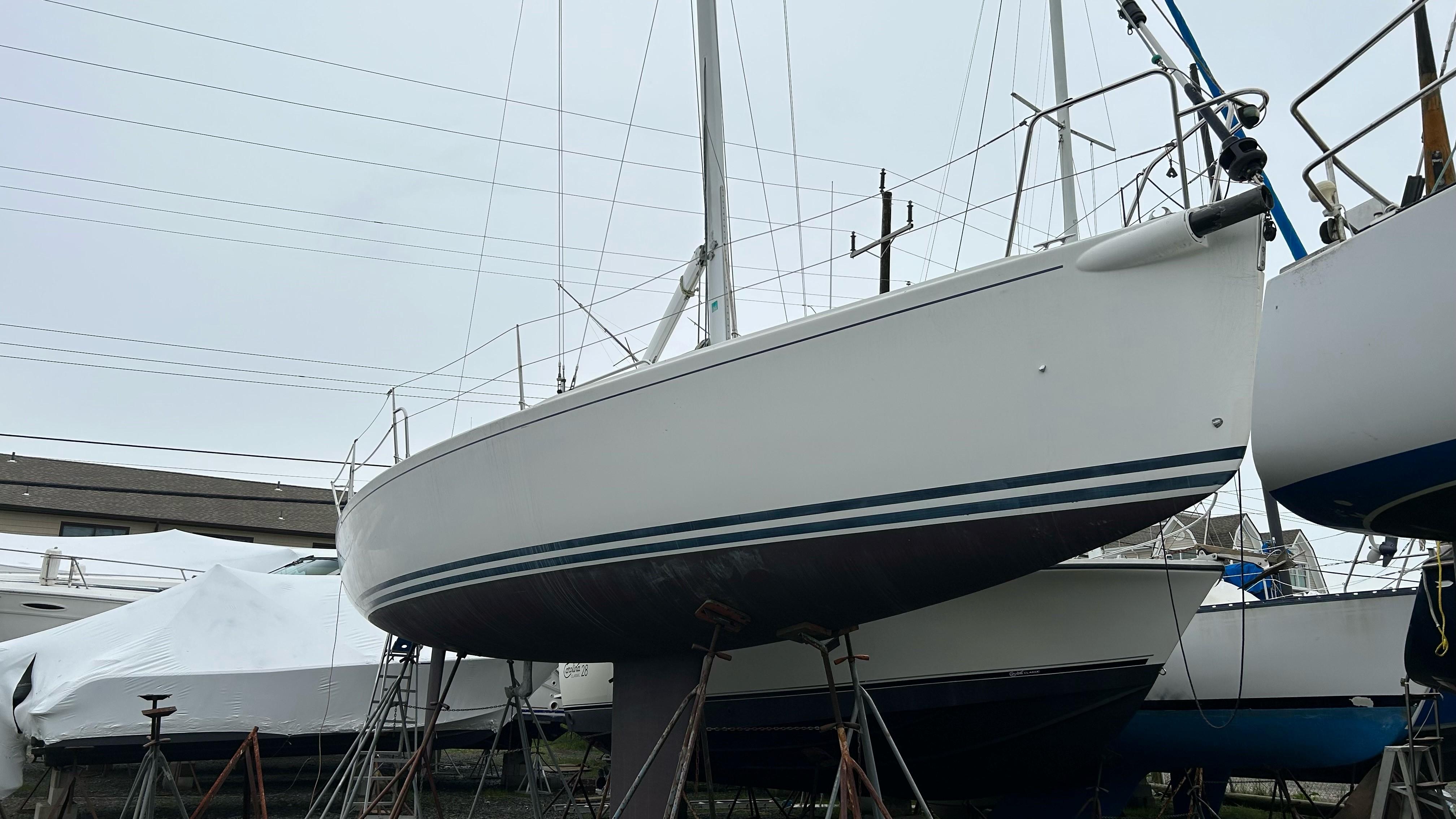 Newport RI Yacht Brokerage