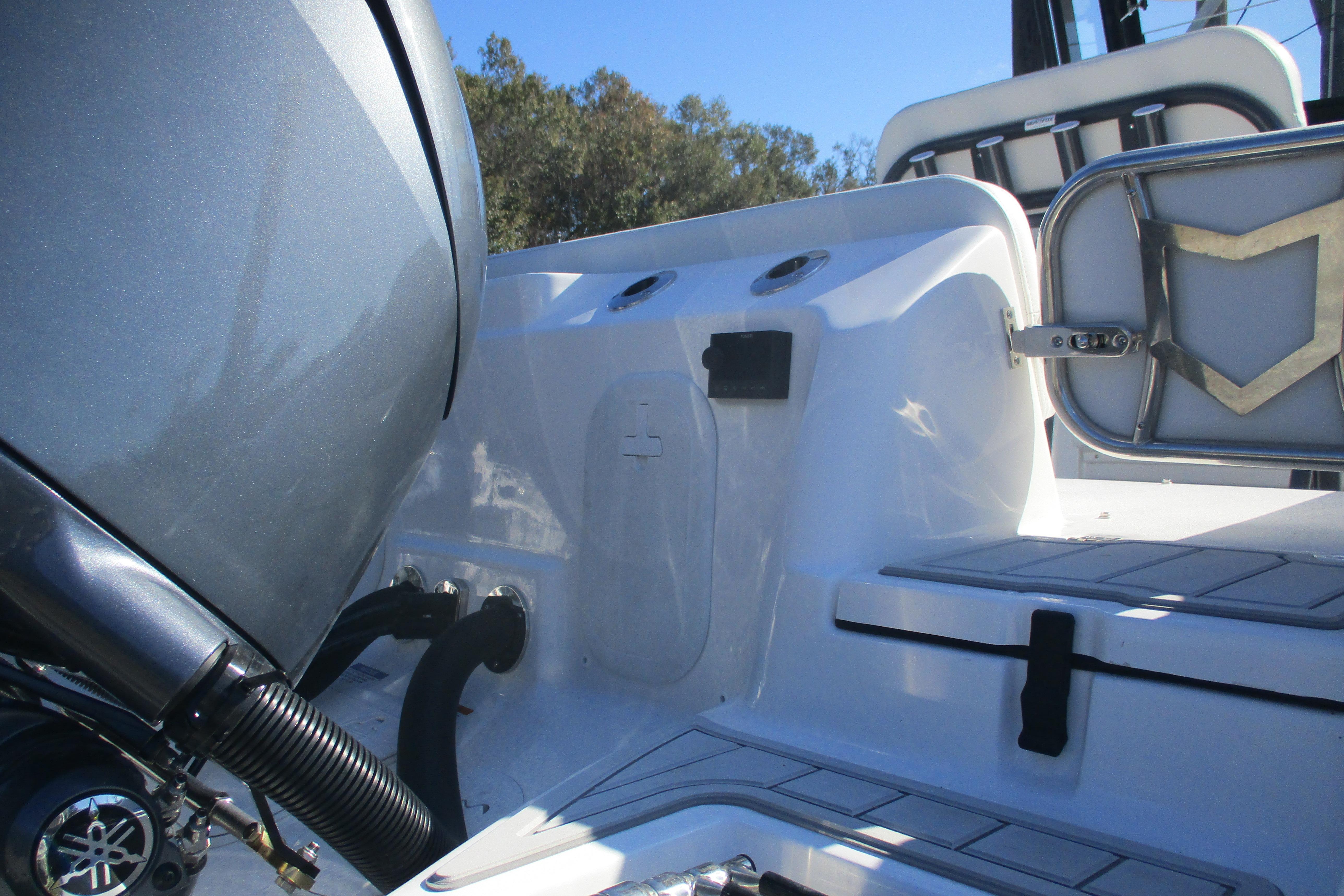 2026 Sea Fox 268 Commander-12