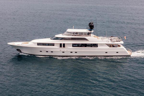 Amico Yacht Photos Pics 