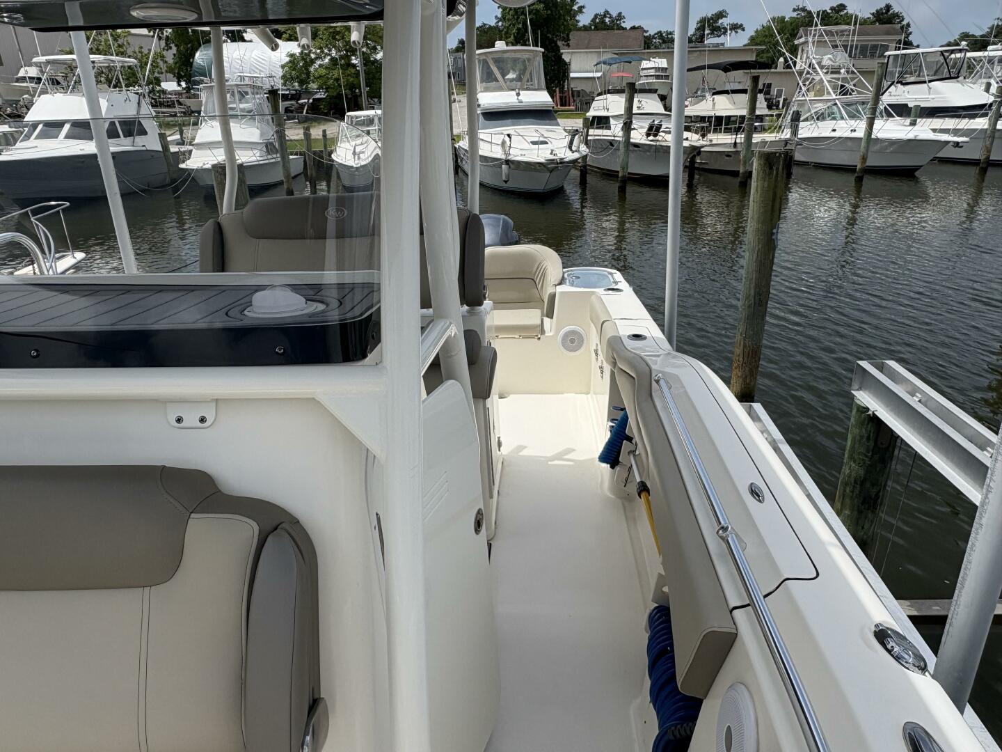 2021-key-west-263-fs-power-9839931-20250615103400576-1_XLARGE