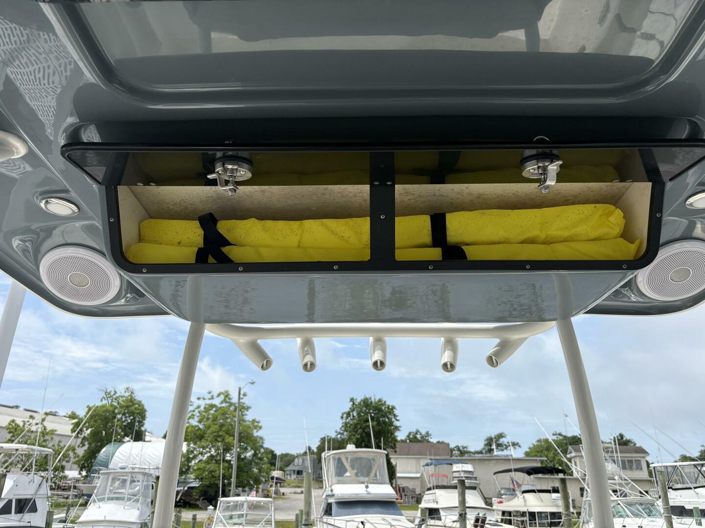 2021-key-west-263-fs-power-9839931-20250615103415458-1_XLARGE