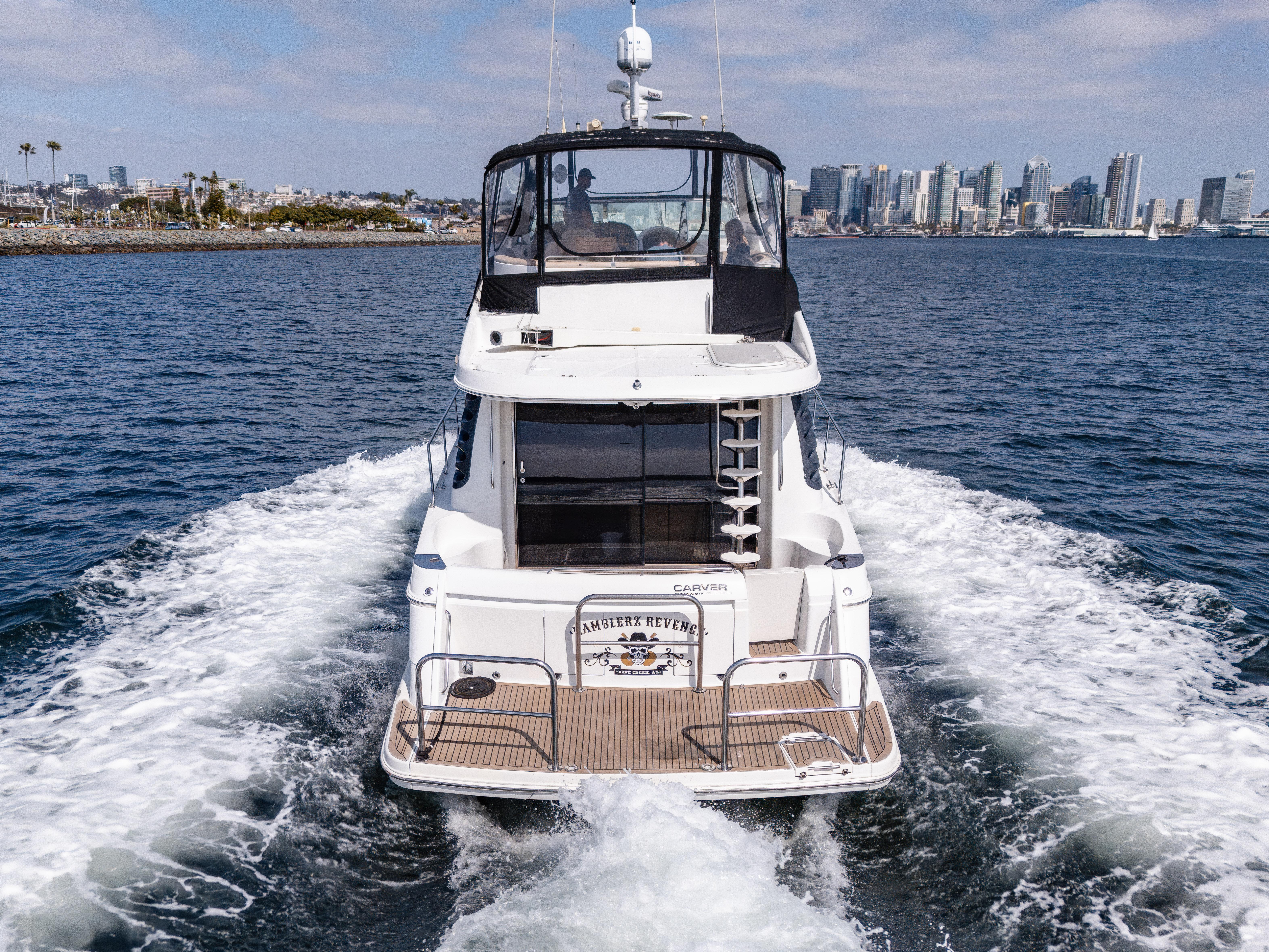 2001-carver-570-pilothouse-power-9749934-20250423141234047-1_XLARGE