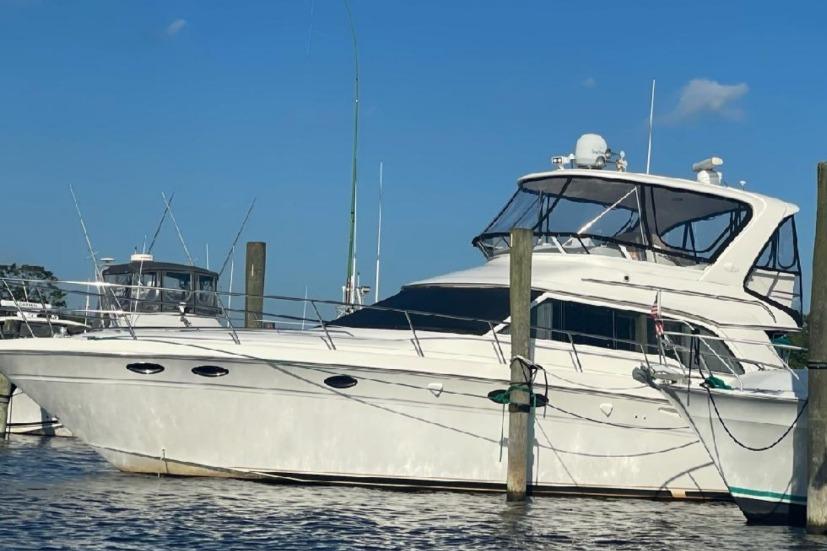 2004-sea-ray-480-sedan-bridge-power-9769942-20250424043338943-1_XLARGE