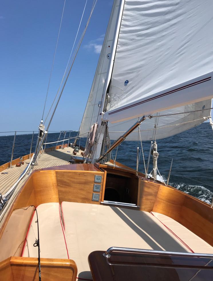 day sailer yacht for sale