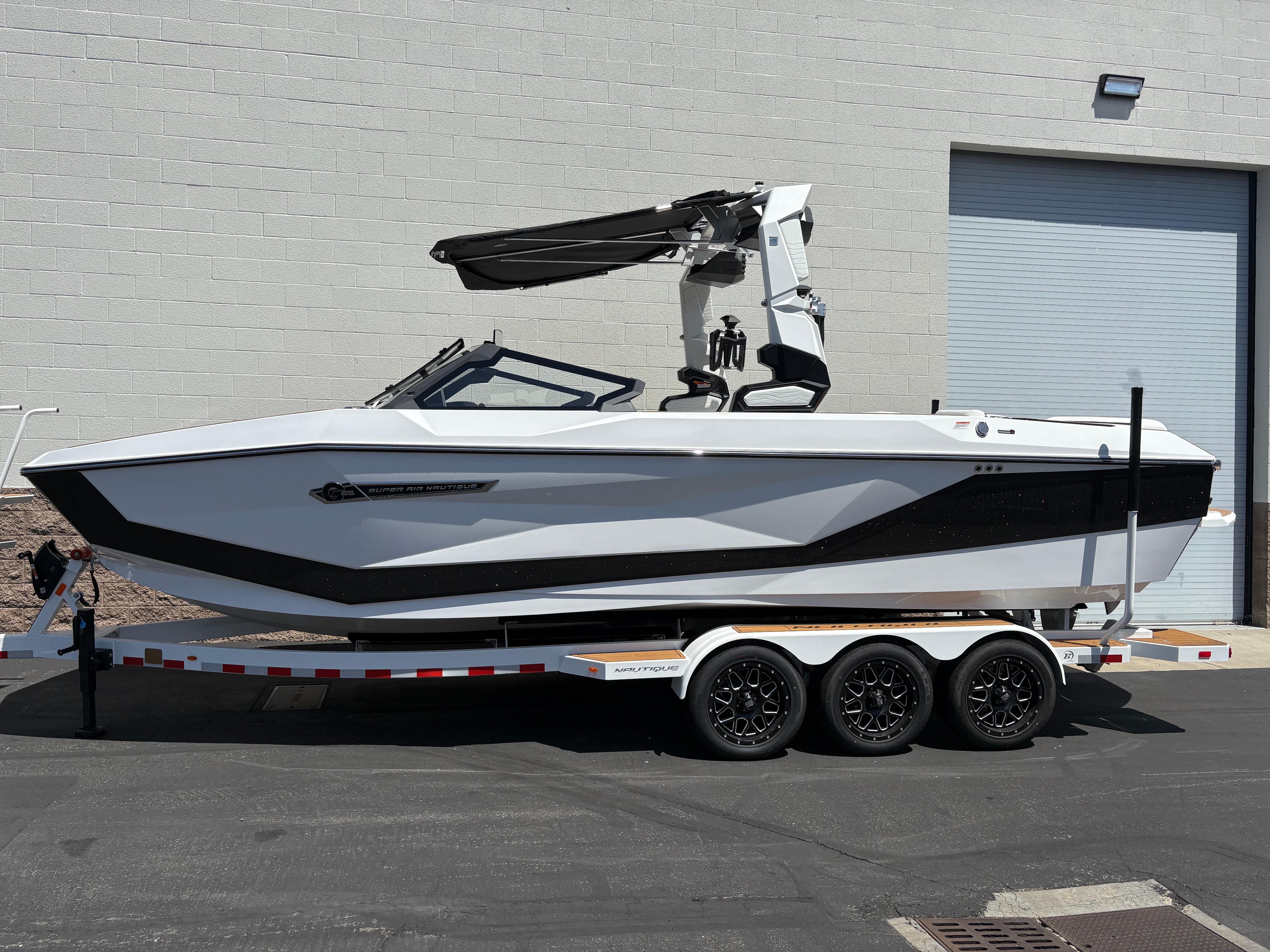 2025 Nautique Super Air Nautique G25 #N5169C primary image