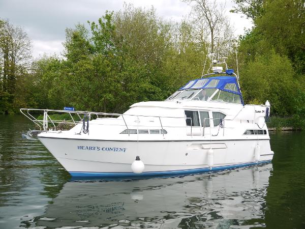 1997 Broom Ocean 34