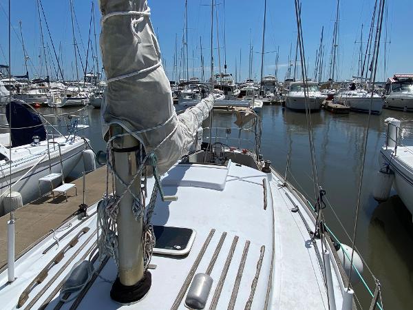 35' Raider, Listing Number 100910593, - Photo No. 40