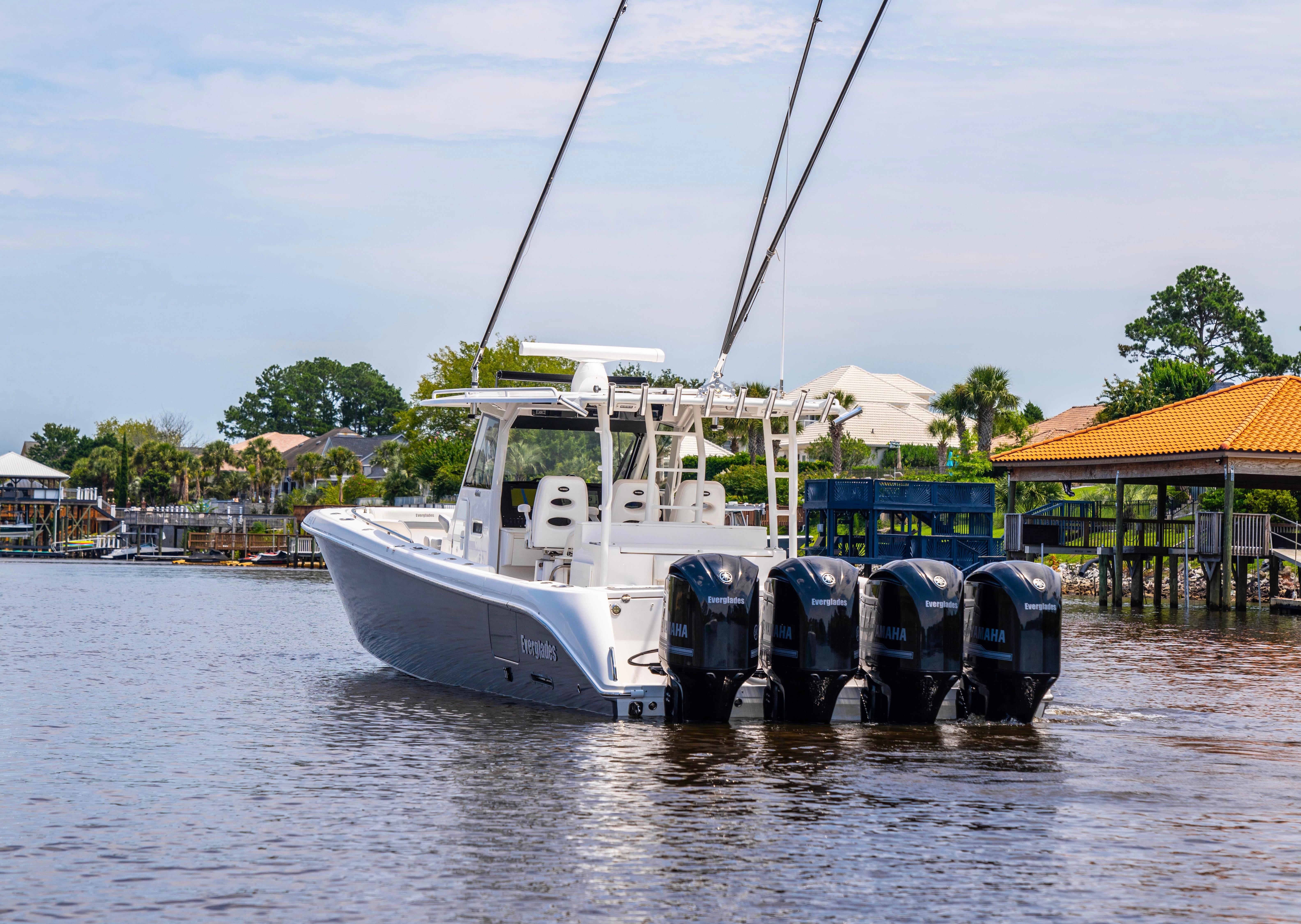 2018 Custom 435 center console