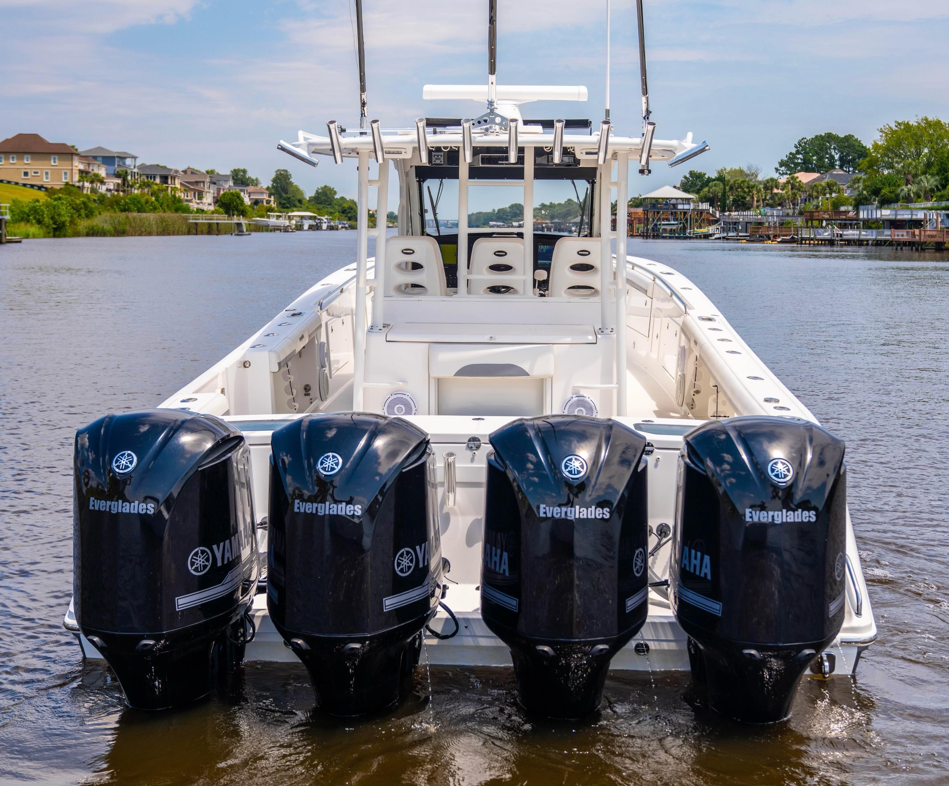 2018 Custom 435 center console