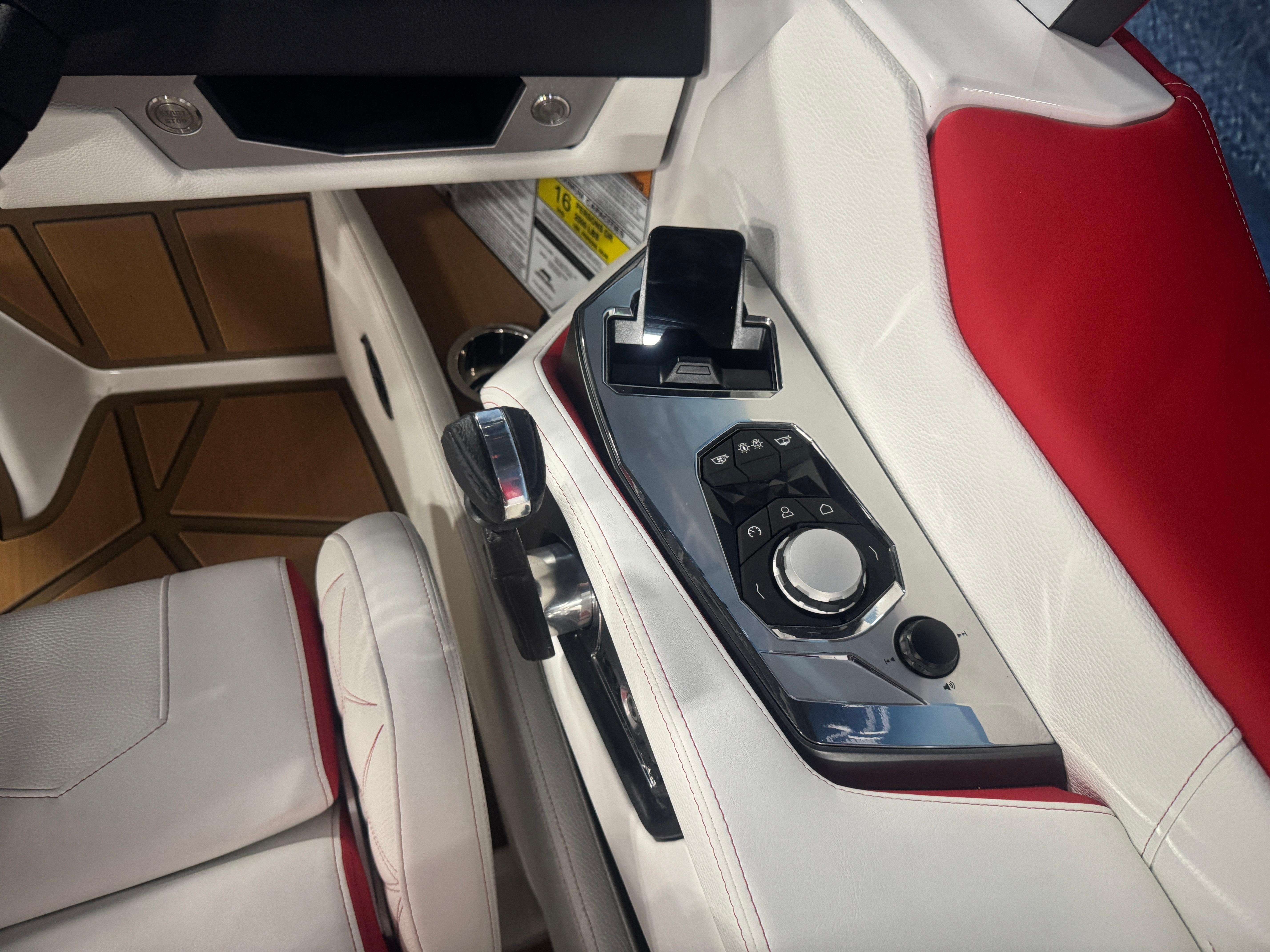 2025 Nautique Super Air Nautique G23 Paragon #N105D inventory image at Sun Country Marine Group, Irvine 2025 Nautique Super Air Nautique G23 Paragon #N105D inventory image at Sun Country Marine Group, Irvine