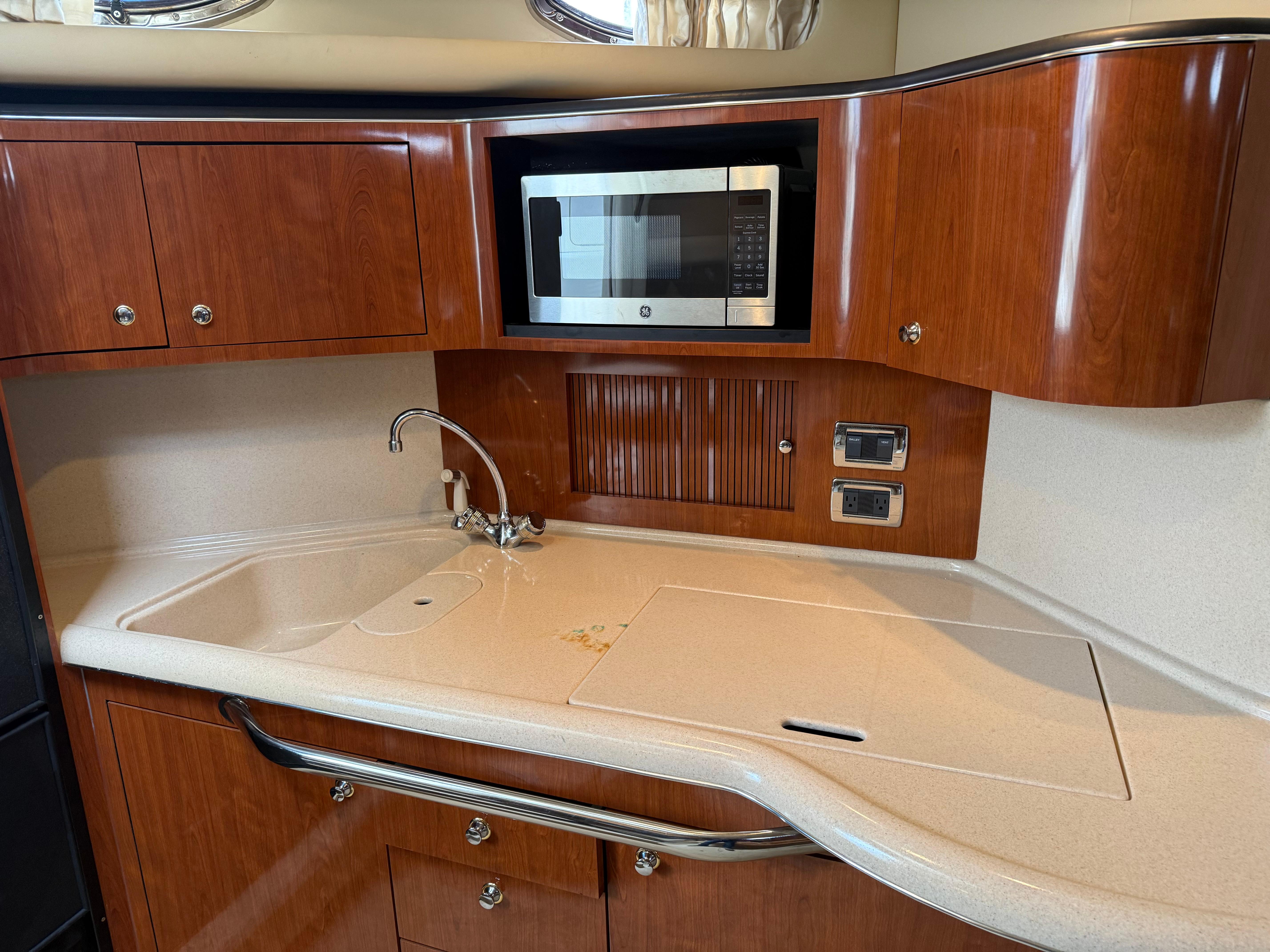 2003-sea-ray-380-sundancer-power-9699961-20250304132135510-1_XLARGE