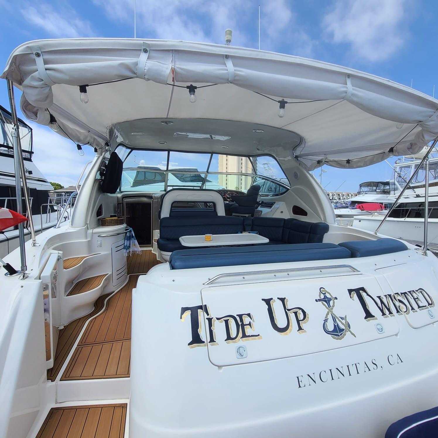 Tide Up & Twisted Yacht Photos Pics 