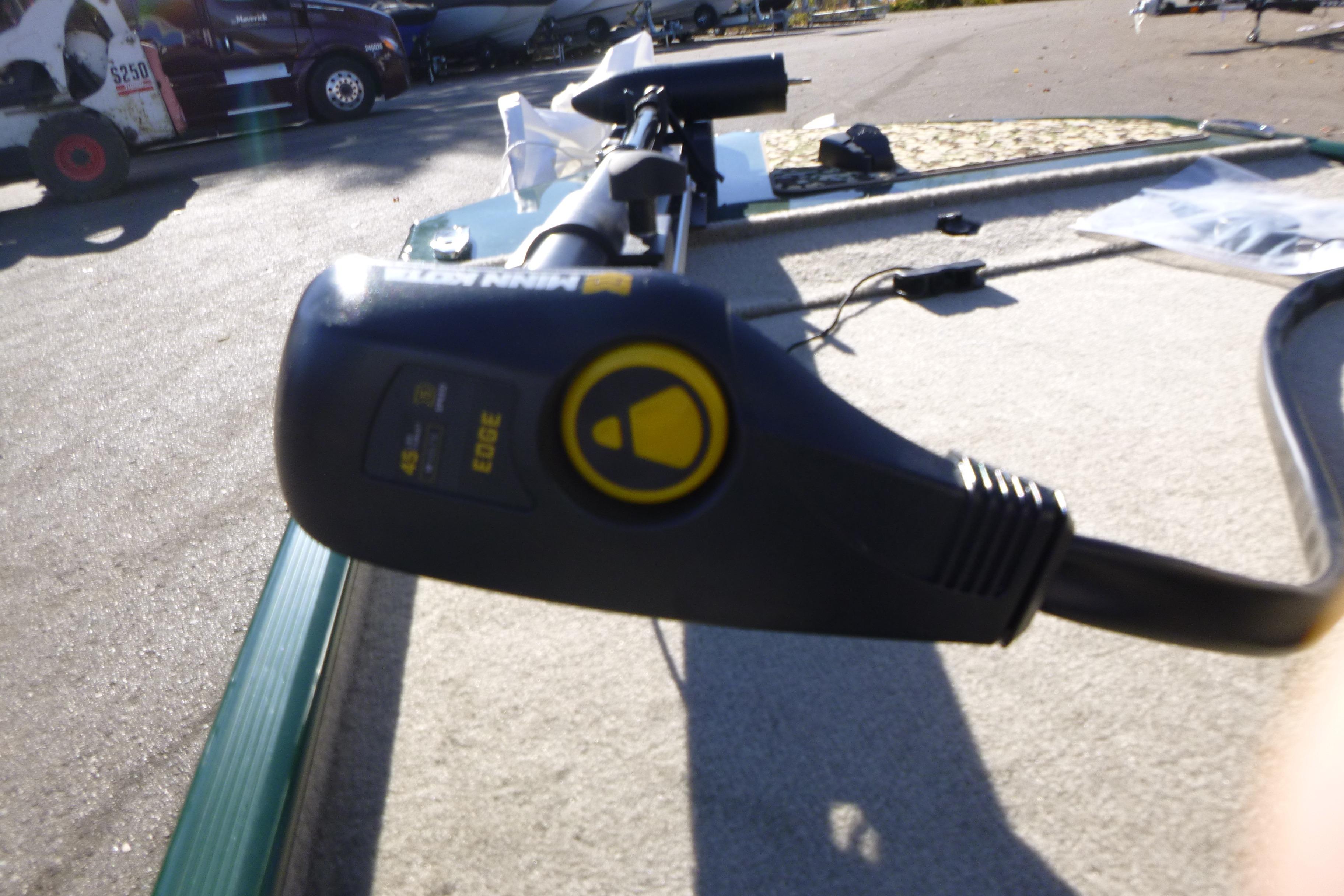 2026 Tracker Bass Tracker Classic Limited Gallery