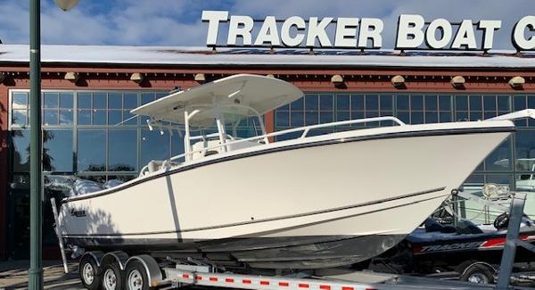 2016 Mako boat for sale, model of the boat is 284CC & Image # 1 of 24