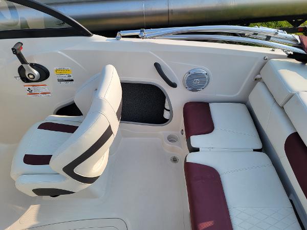 2016 Tahoe boat for sale, model of the boat is 450 TF & Image # 8 of 18