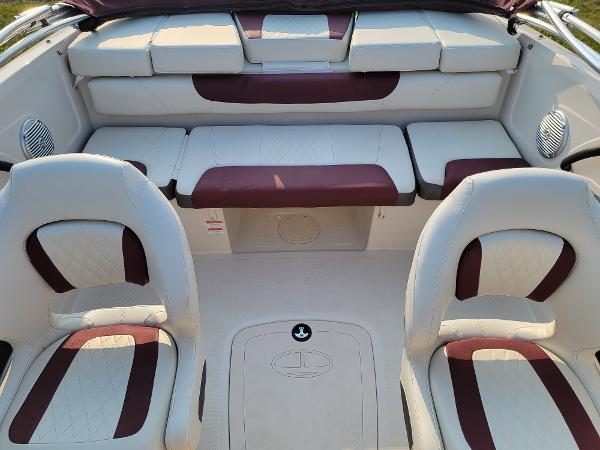 2016 Tahoe boat for sale, model of the boat is 450 TF & Image # 16 of 18