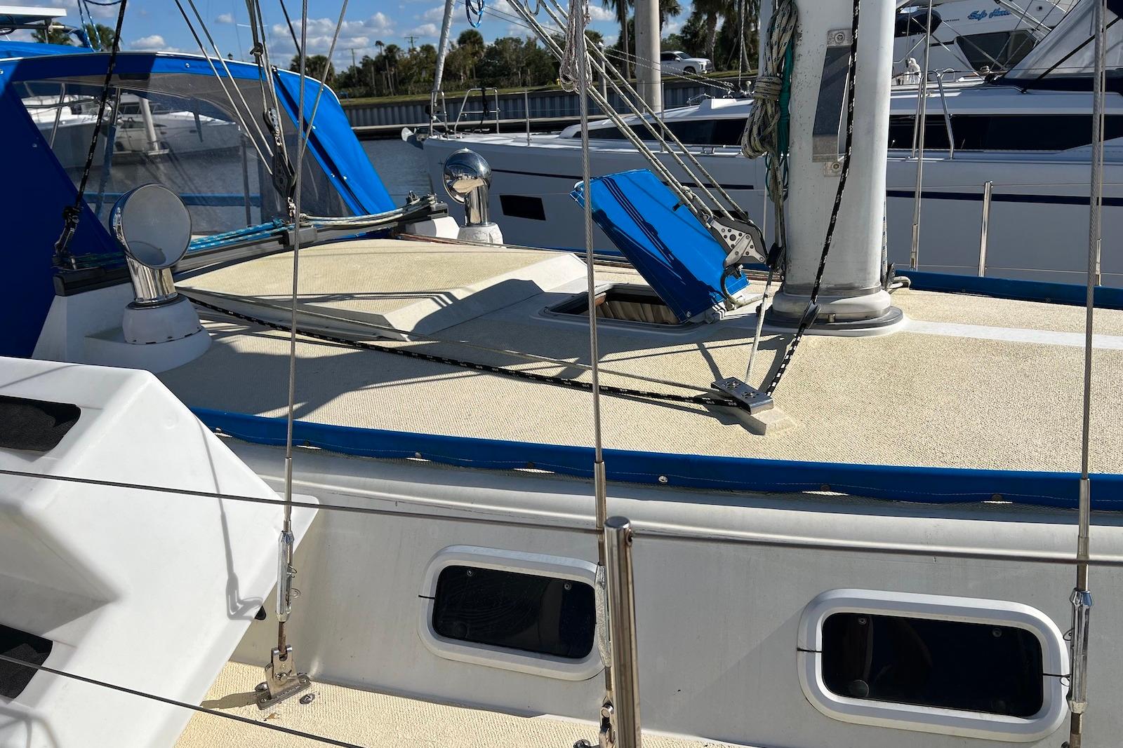 FL 10465 BB Knot 10 Yacht Sales FL 10465 BB Knot 10 Yacht Sales