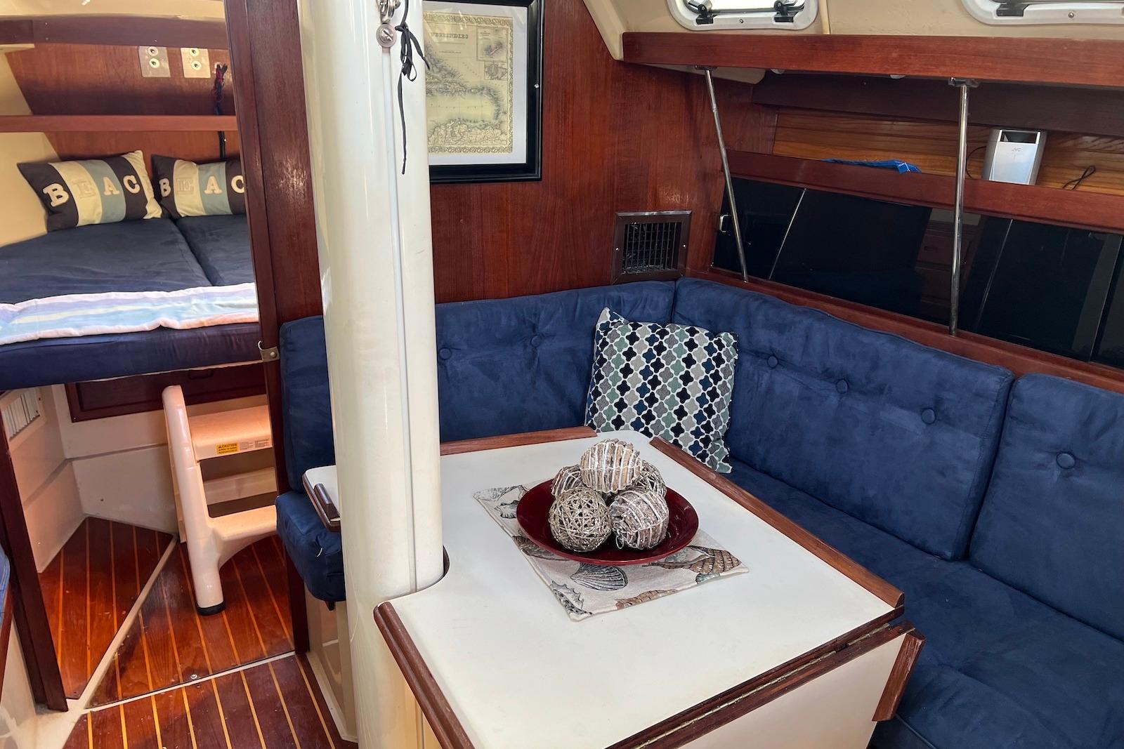 FL 10465 BB Knot 10 Yacht Sales FL 10465 BB Knot 10 Yacht Sales