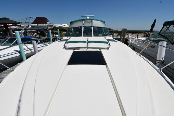 36' Cruisers Yachts, Listing Number 100917022, - Photo No. 5