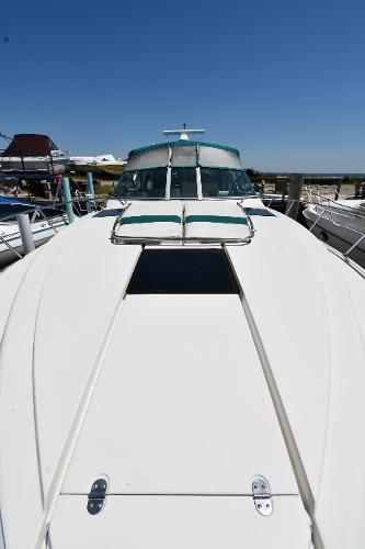 36' Cruisers Yachts, Listing Number 100917022, Image No. 6