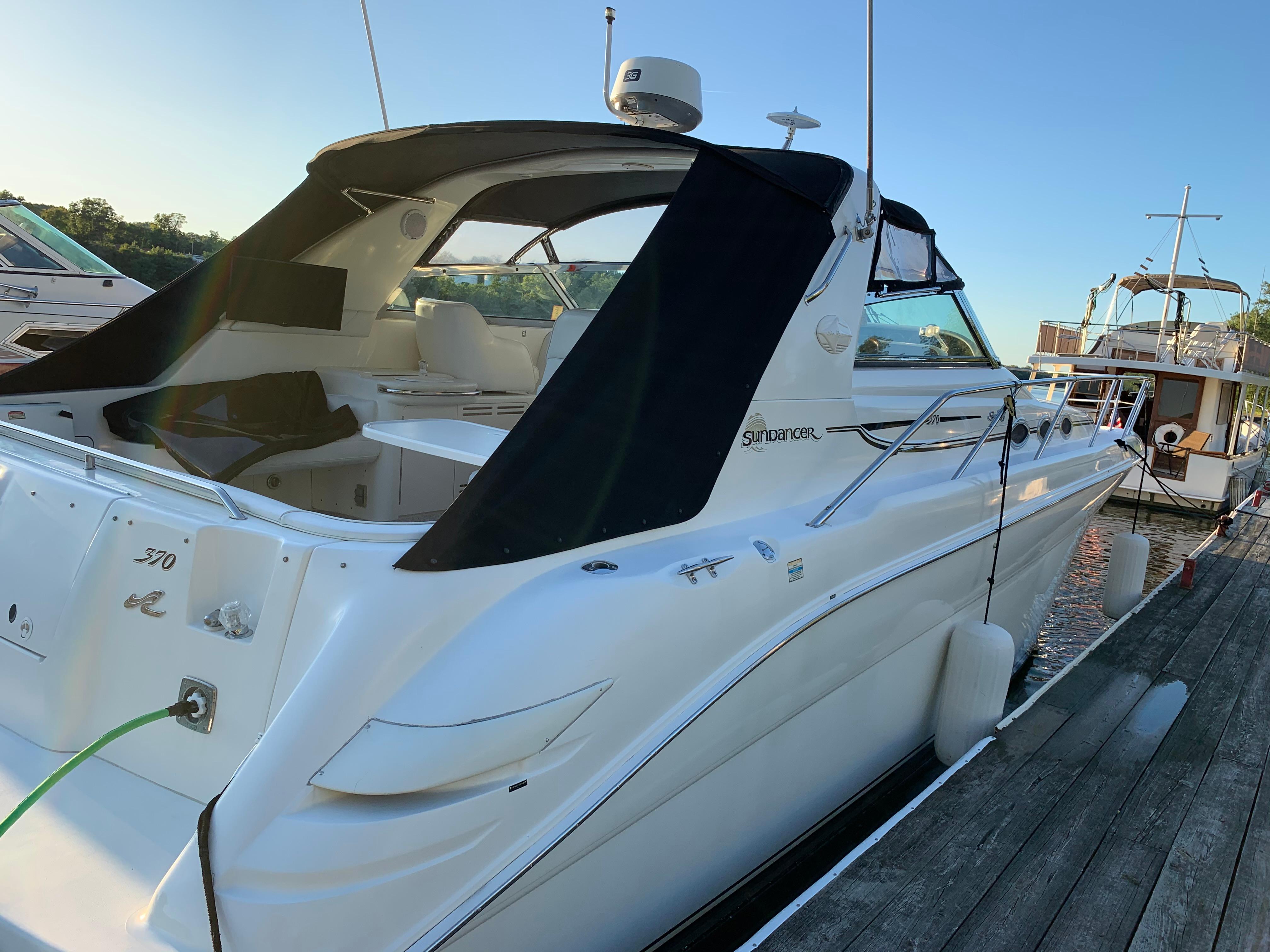 1997 Sea Ray 370 Sundancer-4