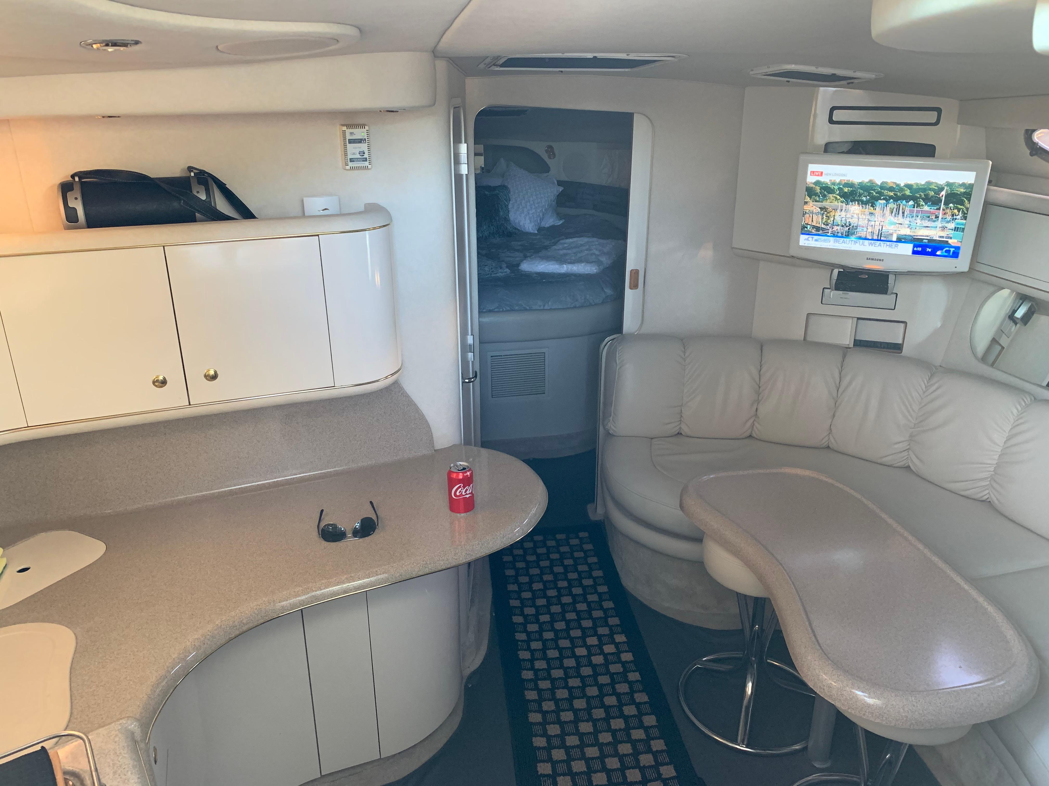 1997 Sea Ray 370 Sundancer-60
