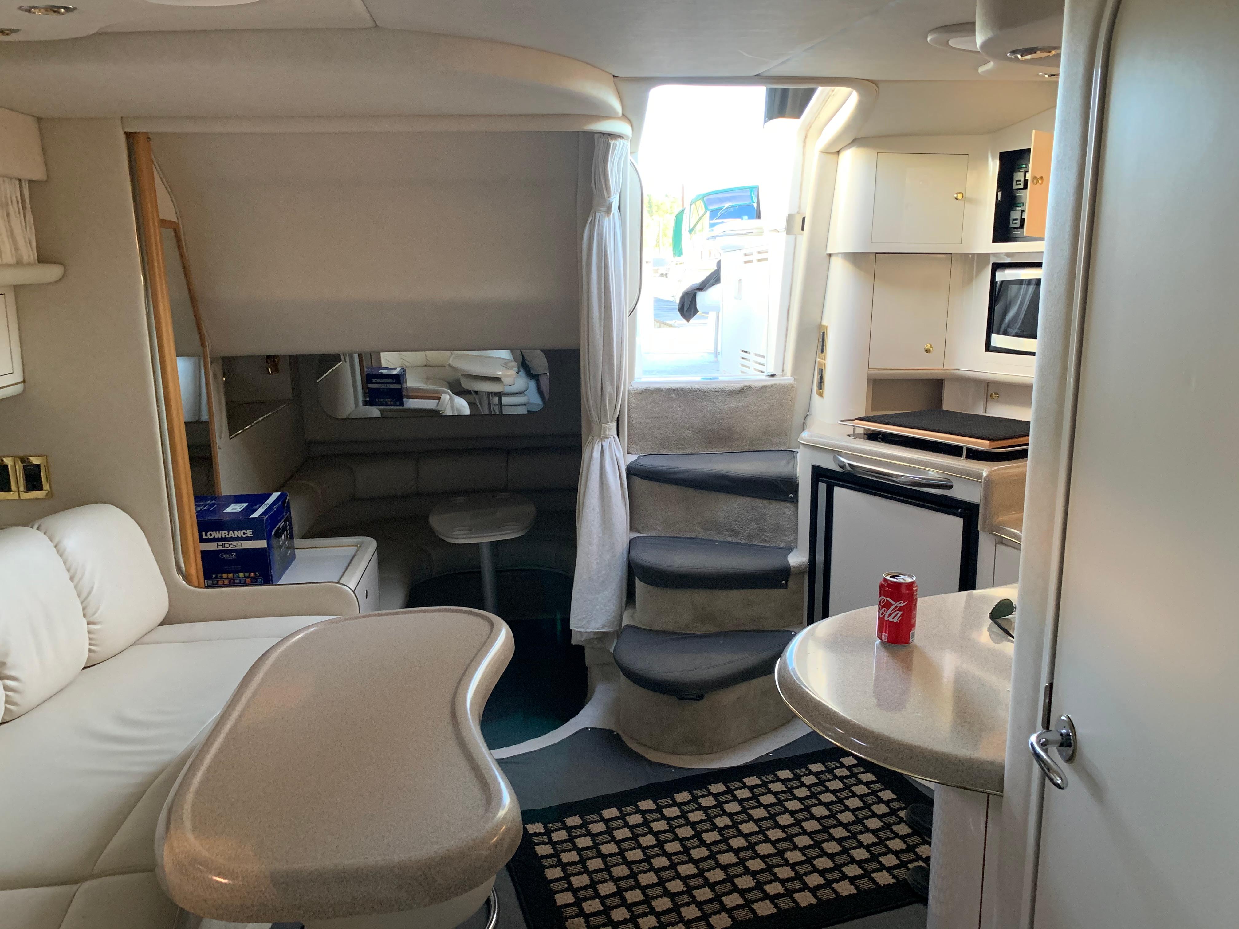 1997 Sea Ray 370 Sundancer-57