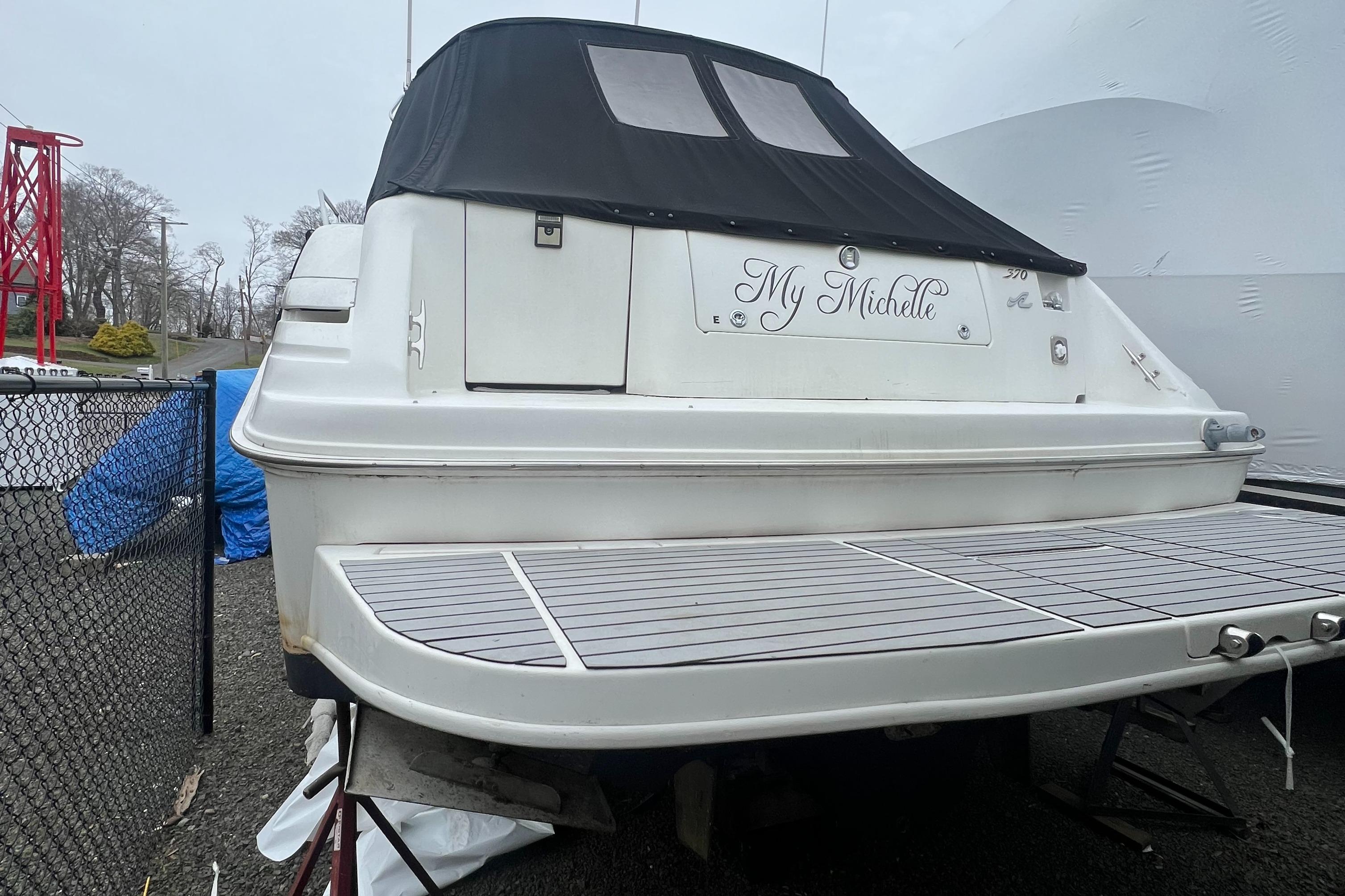 1997 Sea Ray 370 Sundancer-8