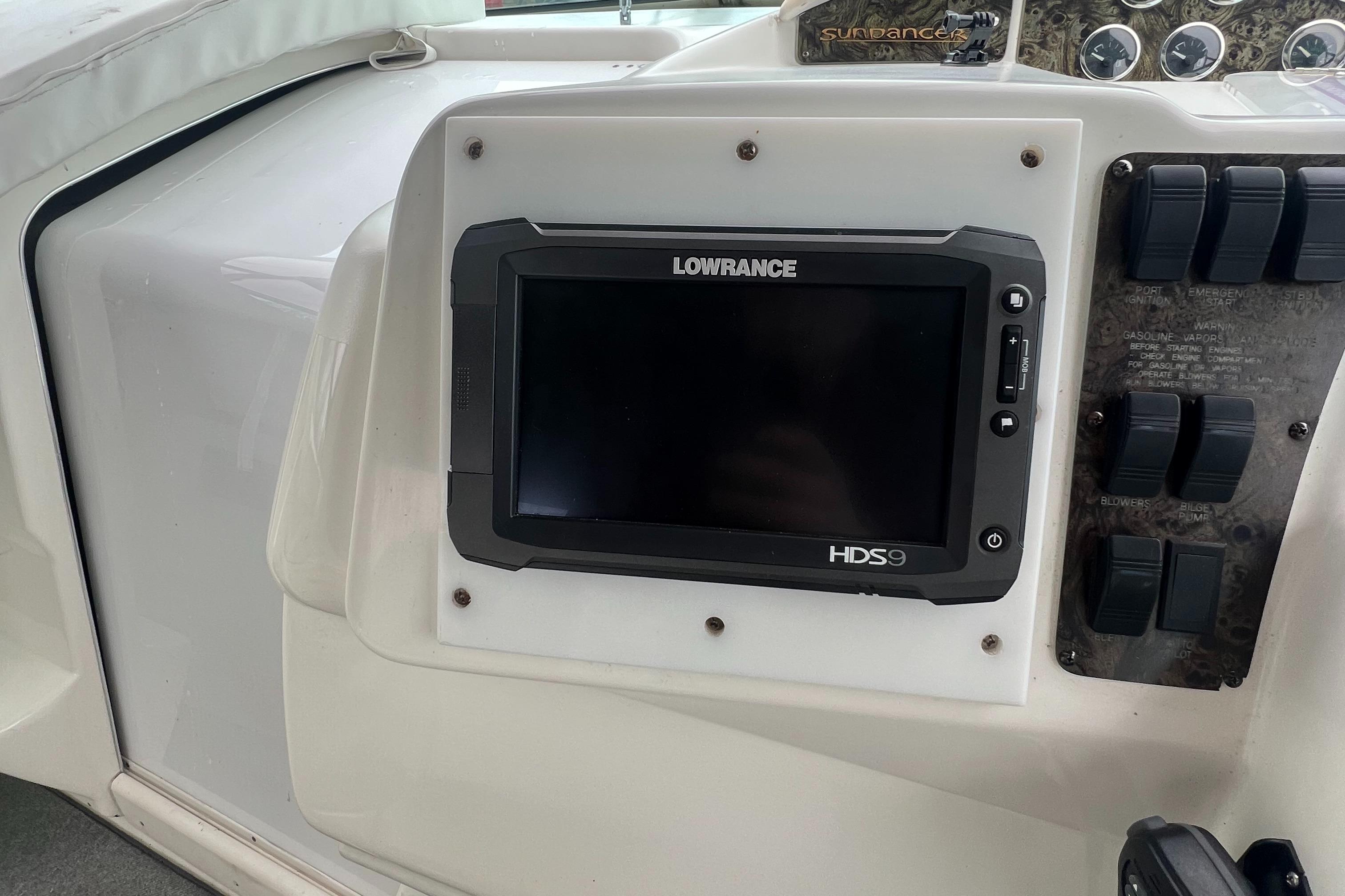 1997 Sea Ray 370 Sundancer-37
