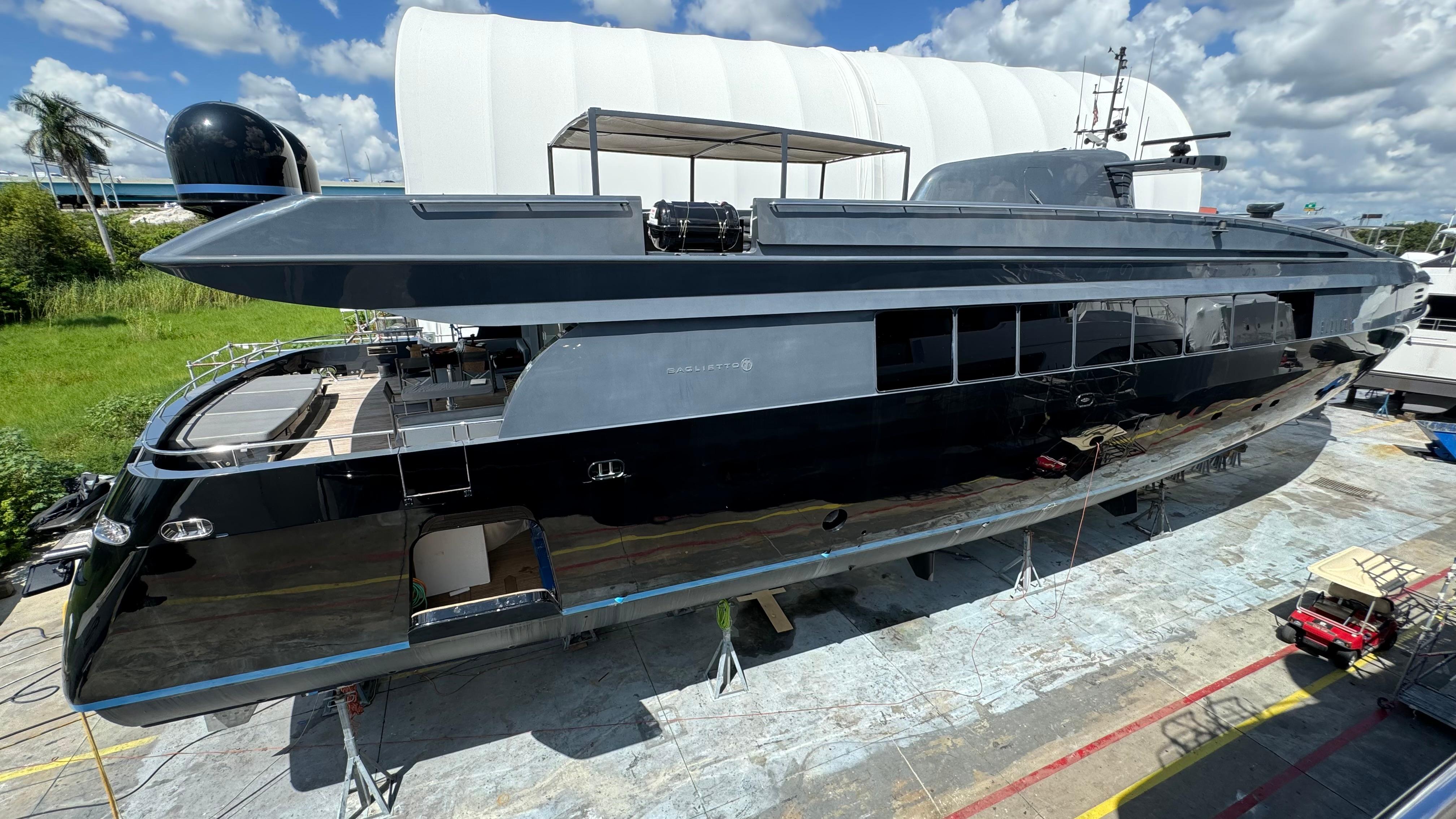 Matrix Yacht Photos Pics 