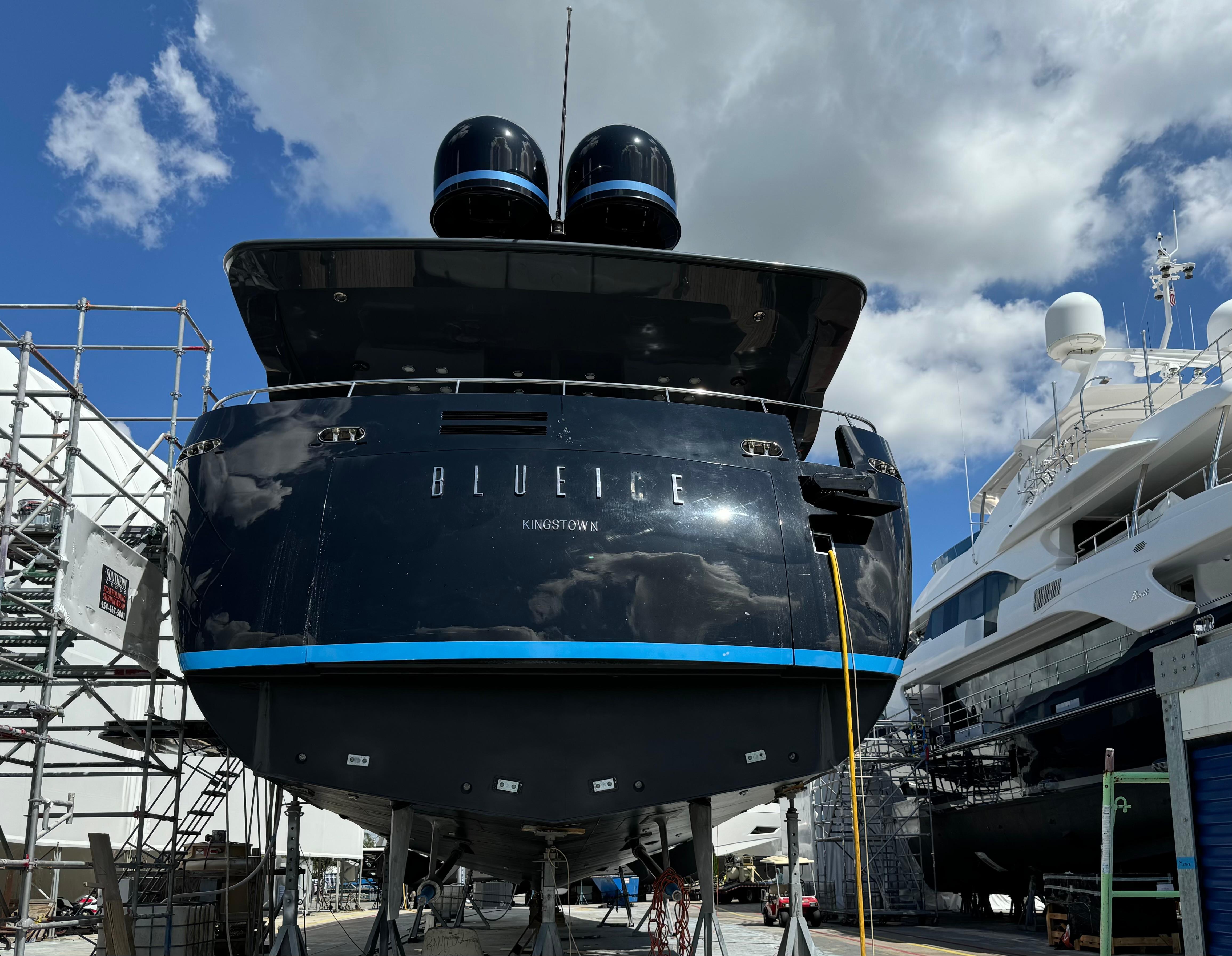 Matrix Yacht Photos Pics 