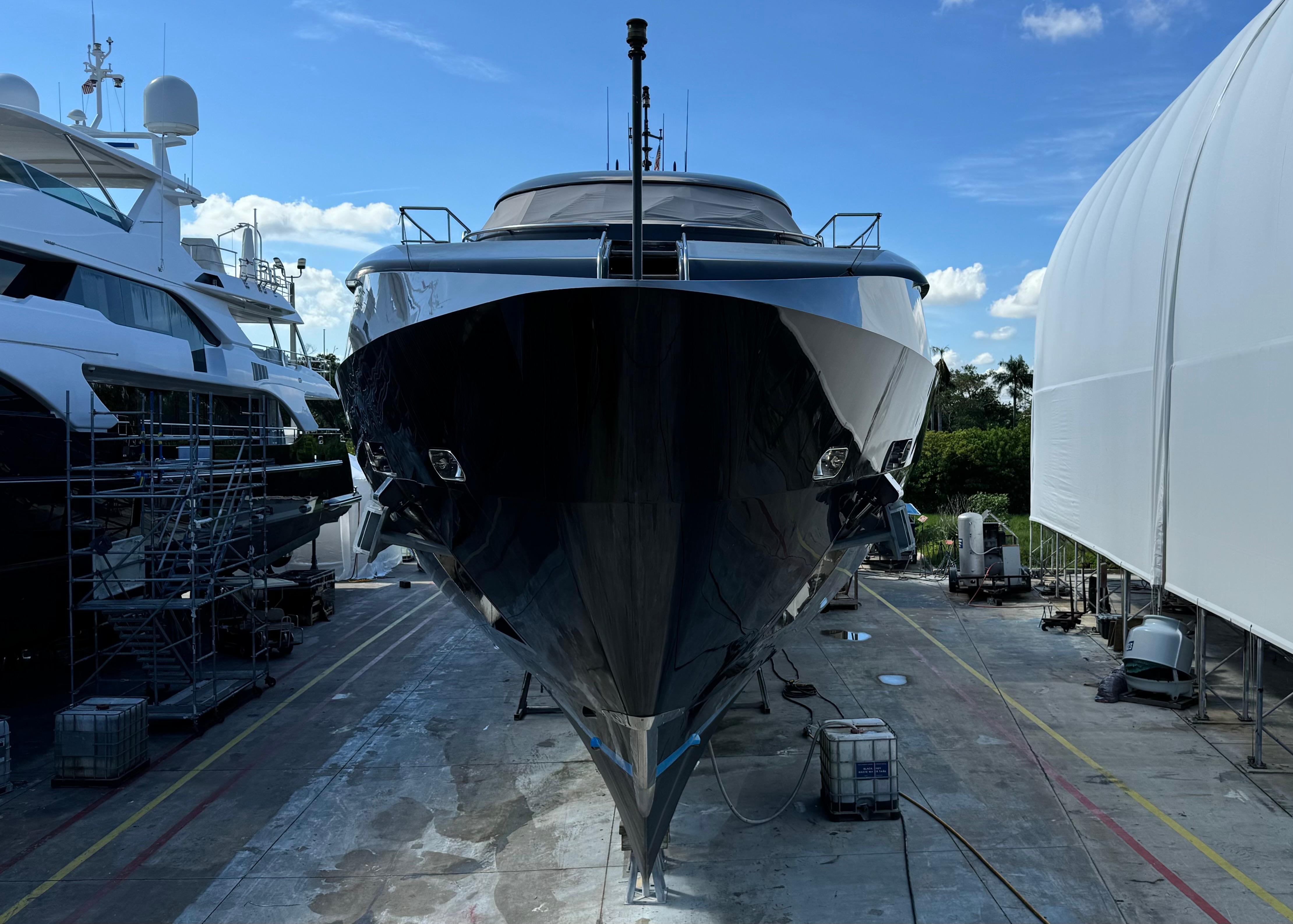 Matrix Yacht Photos Pics 